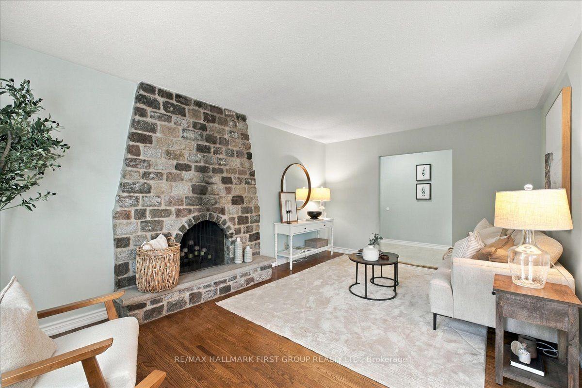 Photo 6 of 809 Bem Avenue, Pickering, Bay Ridges — HOMEH