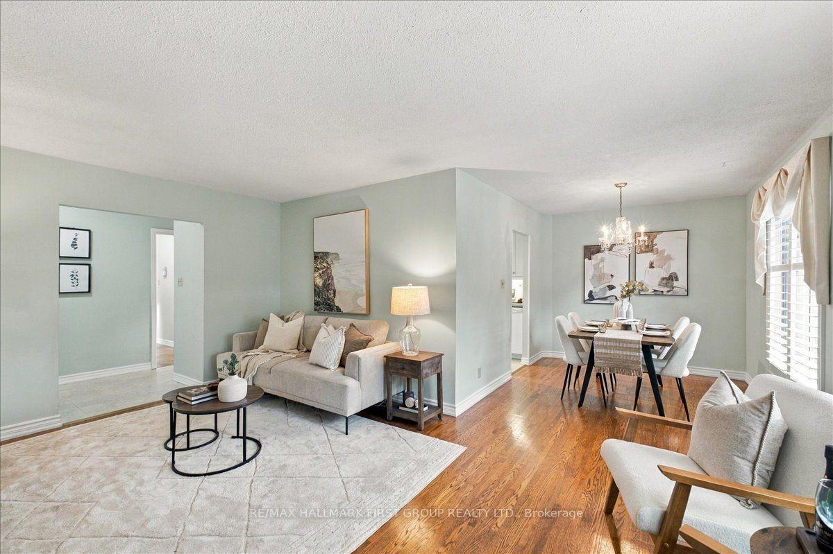 Photo 7 of 809 Bem Avenue, Pickering, Bay Ridges — HOMEH