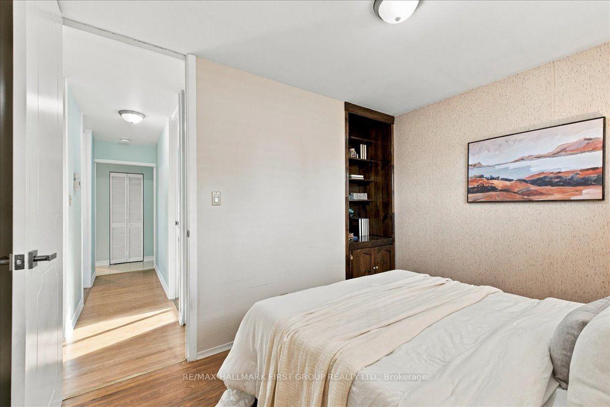 Photo 19 of 809 Bem Avenue, Pickering, Bay Ridges — HOMEH