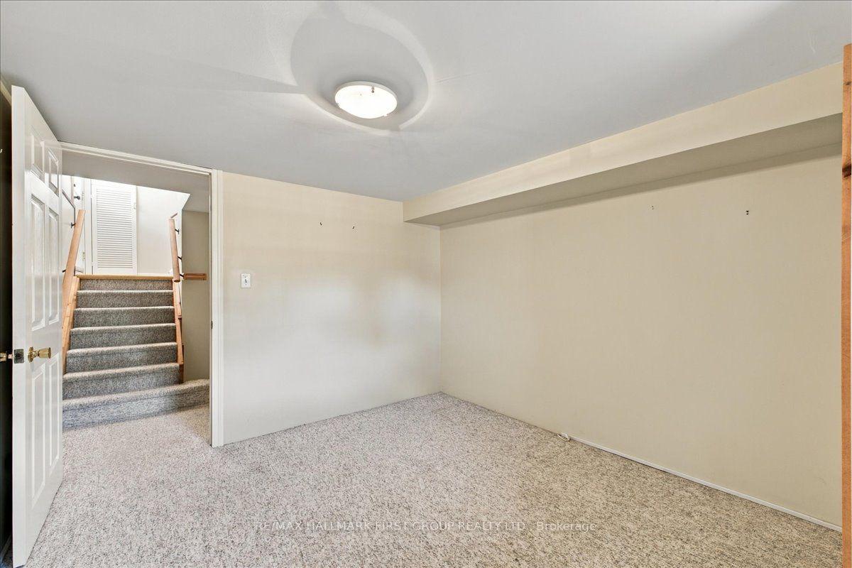Photo 32 of 809 Bem Avenue, Pickering, Bay Ridges — HOMEH