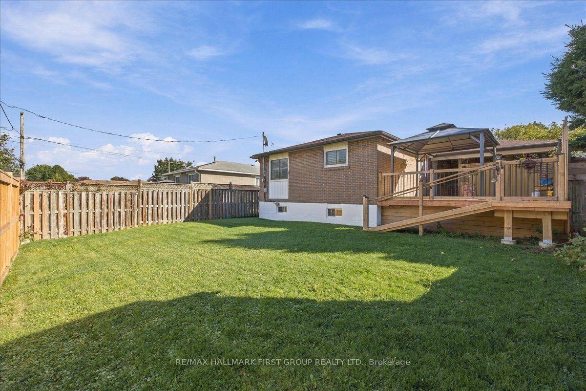 Photo 38 of 809 Bem Avenue, Pickering, Bay Ridges — HOMEH