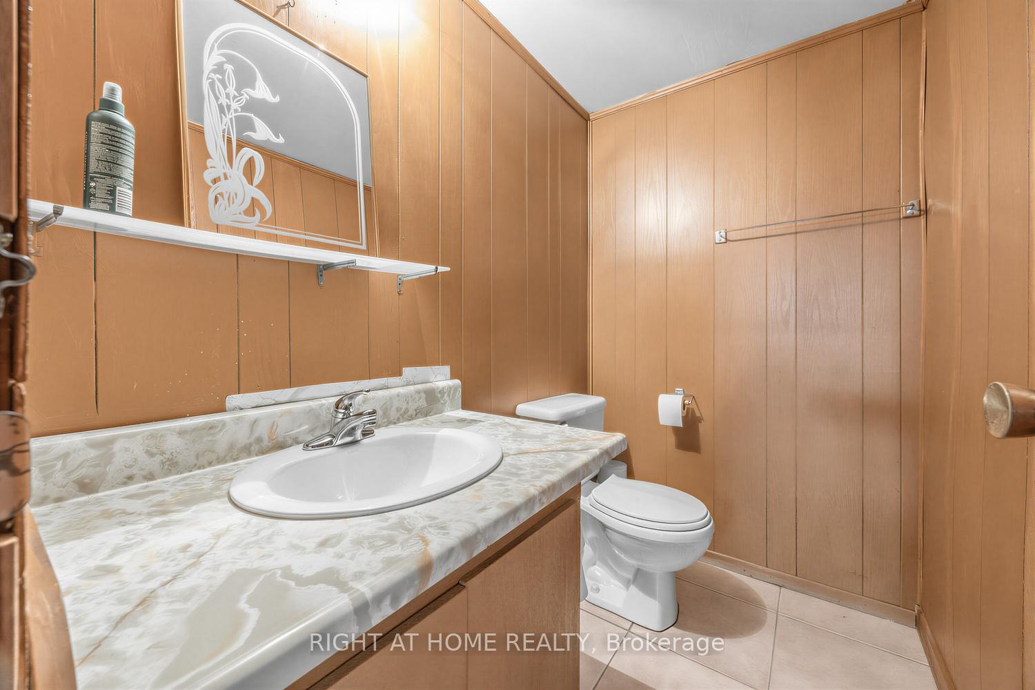 Photo 24 of 7 Daystrom Drive, North York, Humbermede — HOMEH