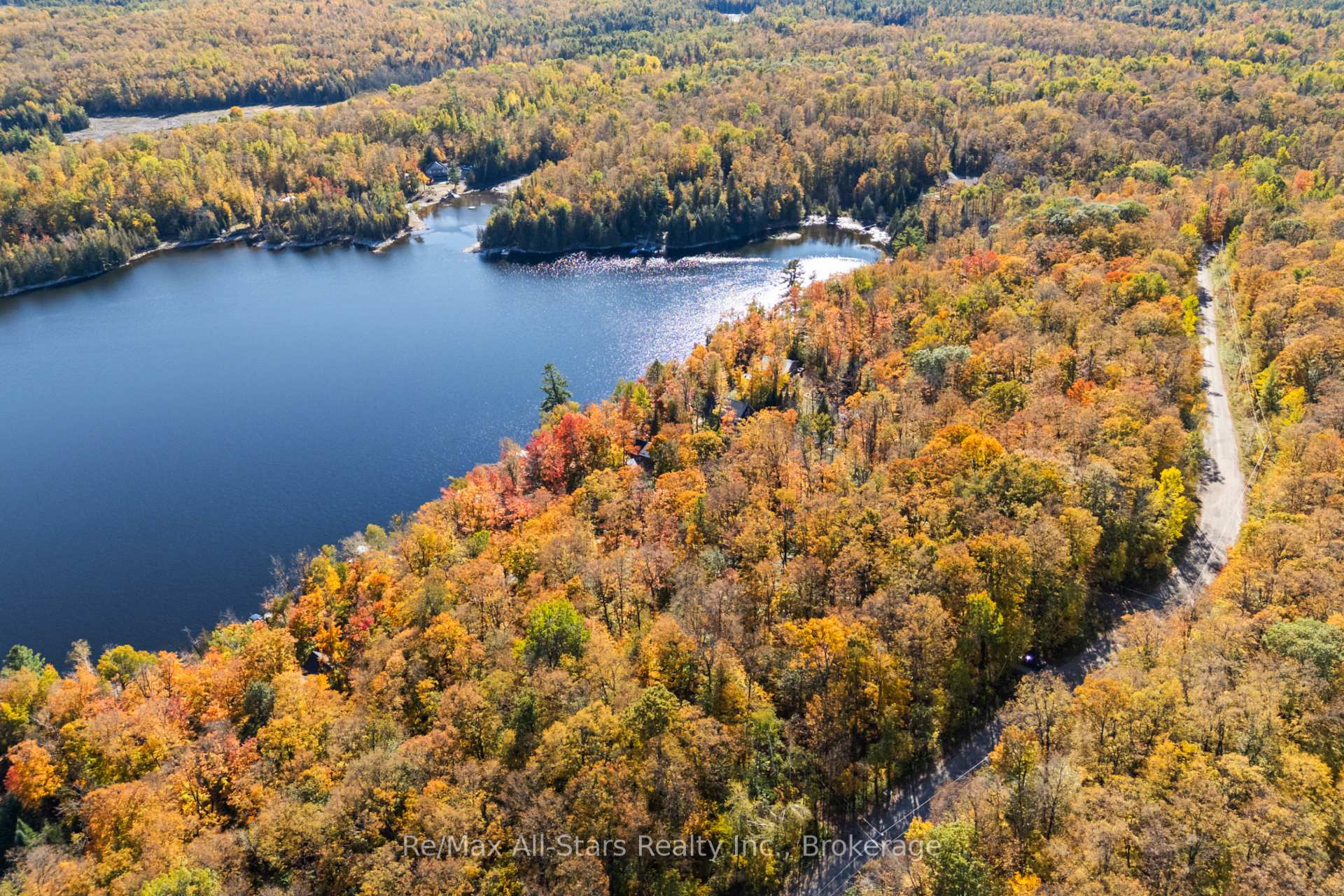 Photo 5 of 100 Russell Drive, Trent Lakes — HOMEH