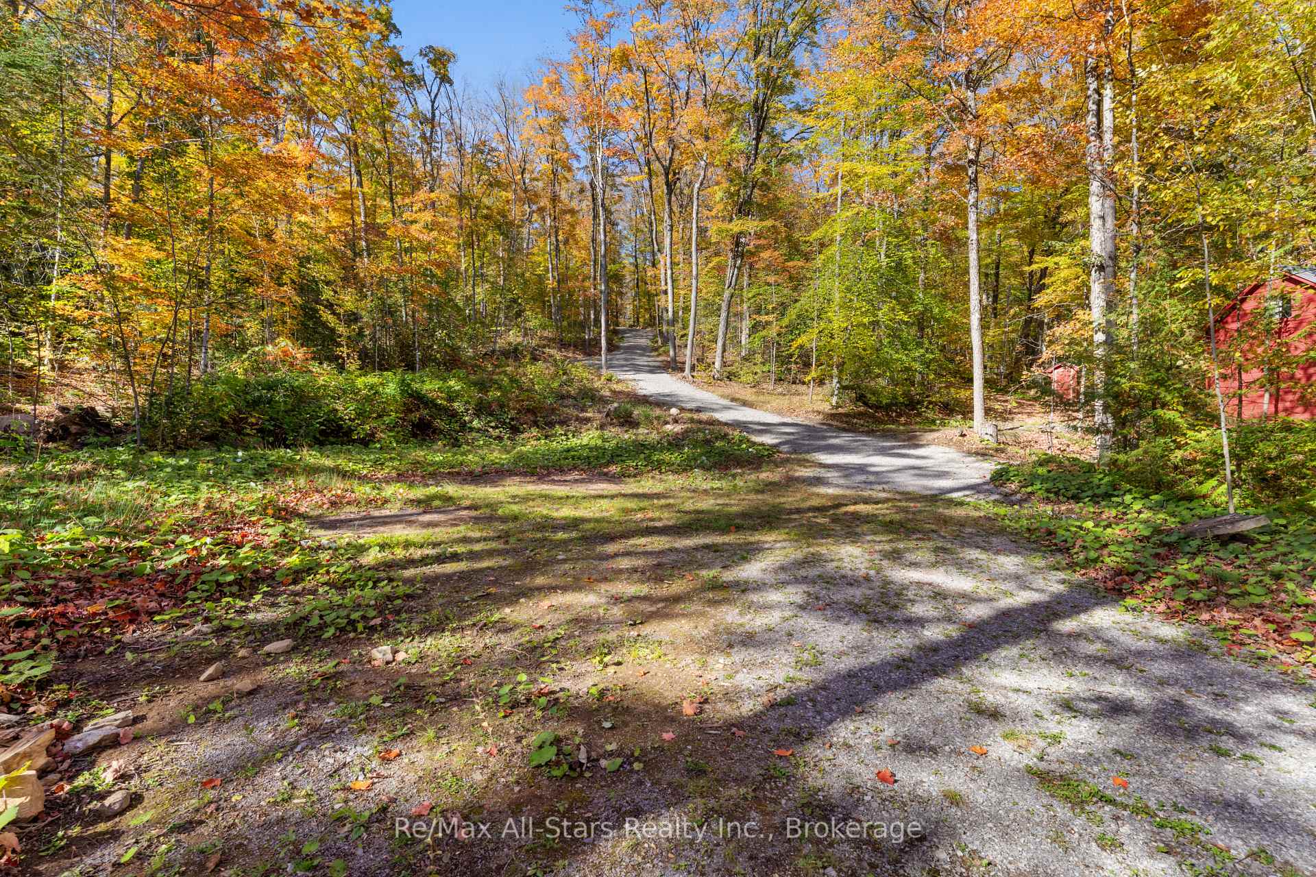 Photo 16 of 100 Russell Drive, Trent Lakes — HOMEH