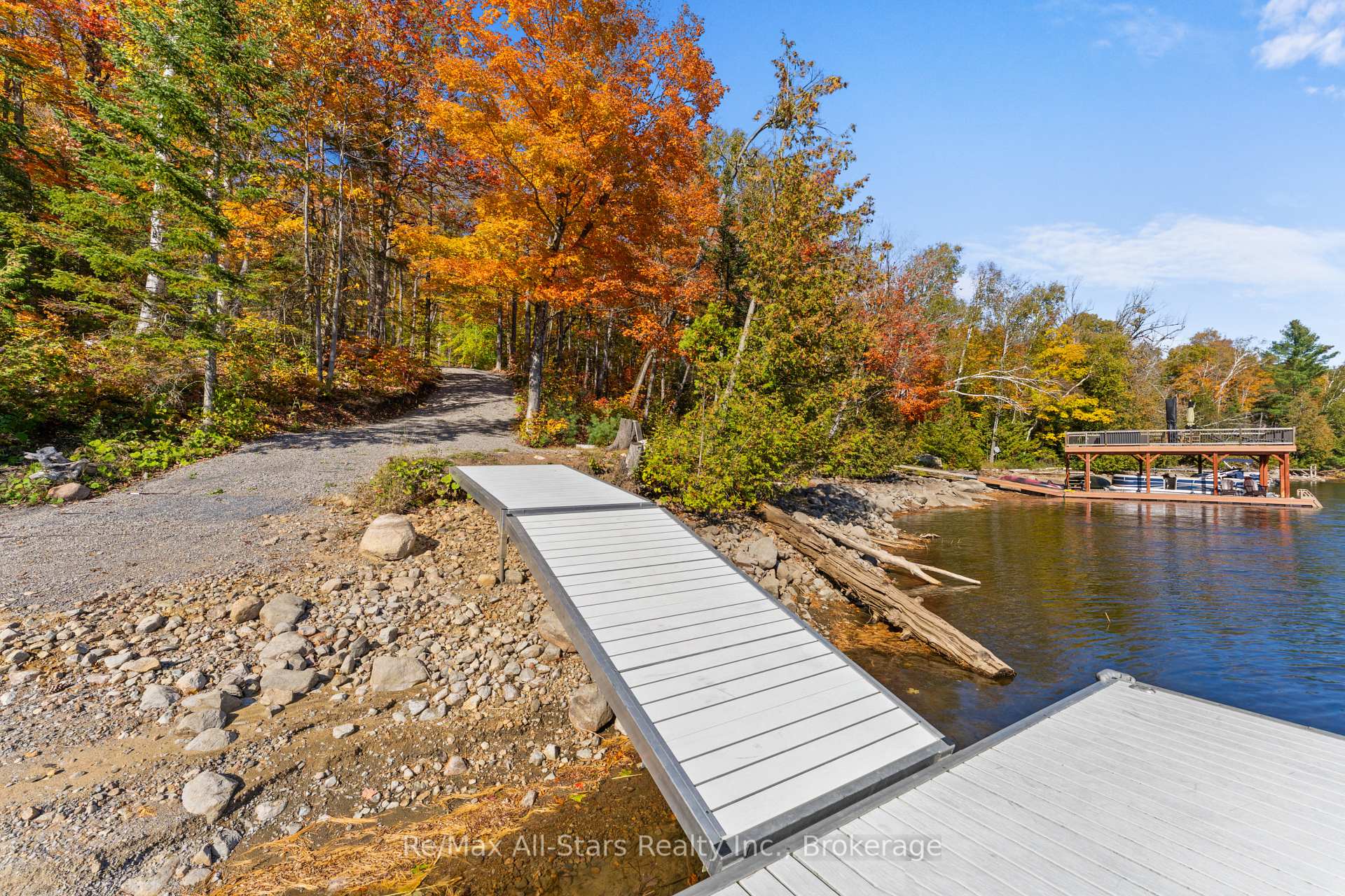 Photo 21 of 100 Russell Drive, Trent Lakes — HOMEH