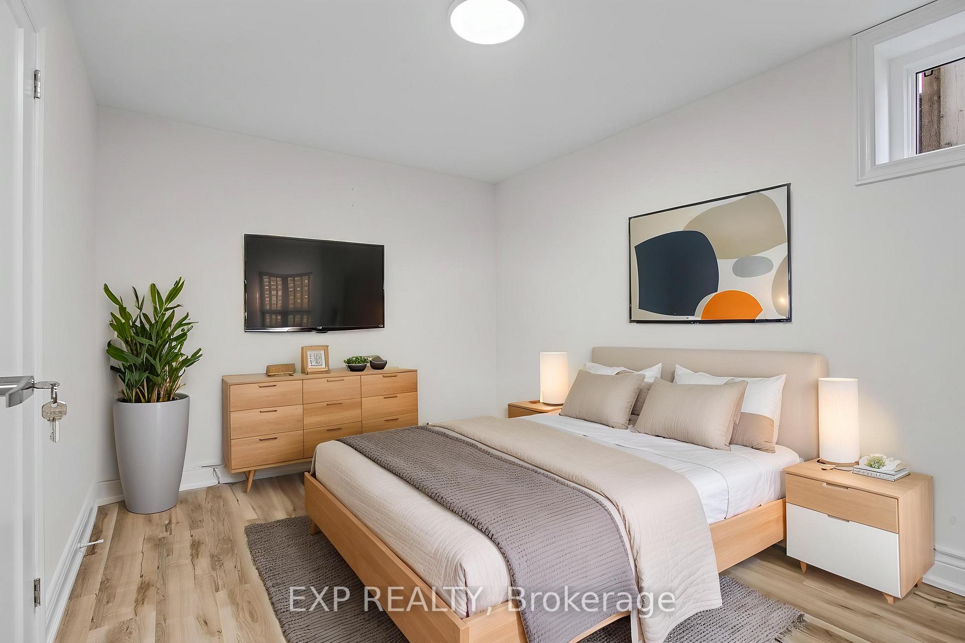 Photo 11 of Unit Lower, 156 E36th Street, Hamilton, Macassa — HOMEH