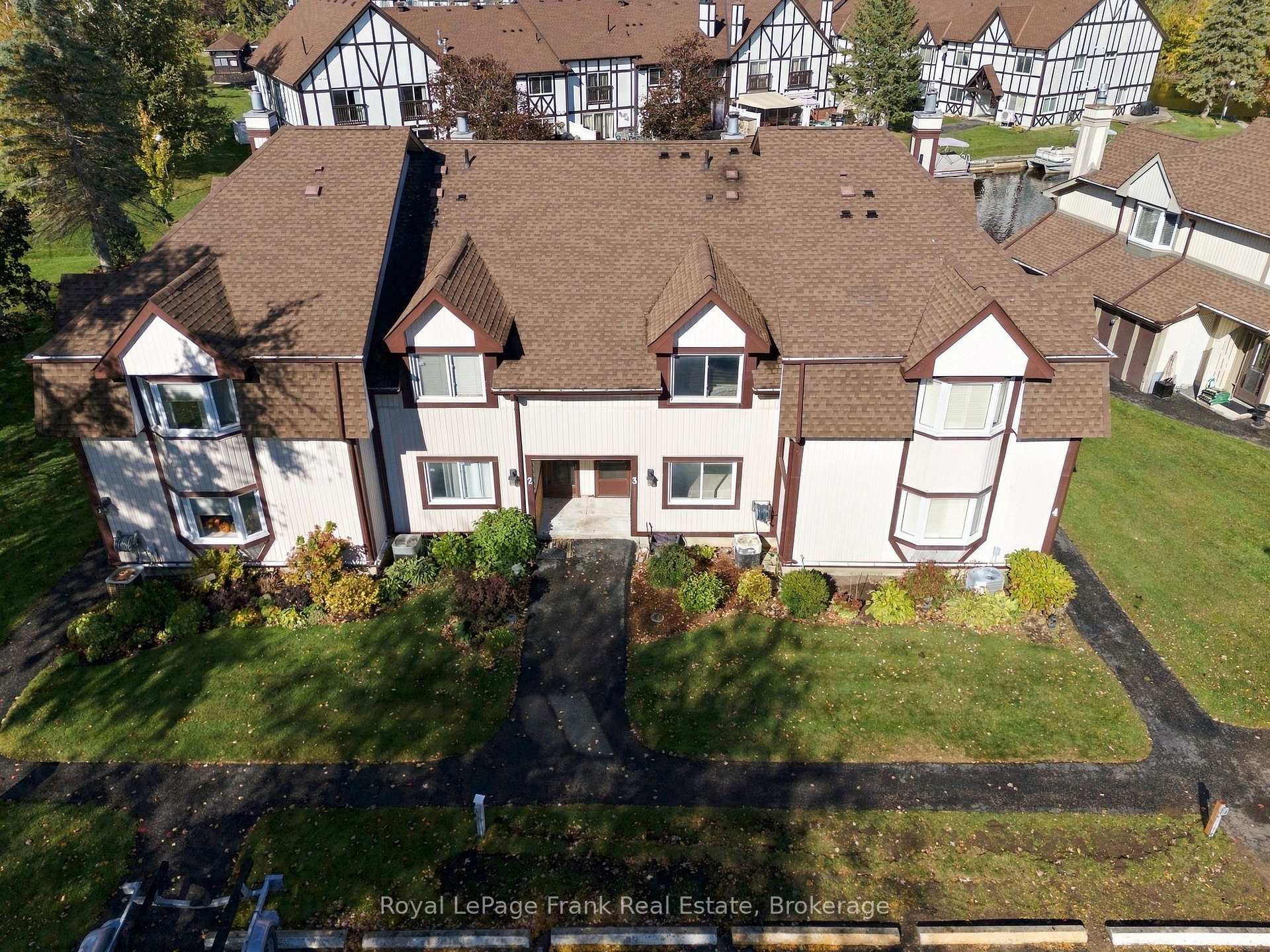 Photo 4 of Unit 3, 21 Laguna Parkway, Ramara, Brechin — HOMEH