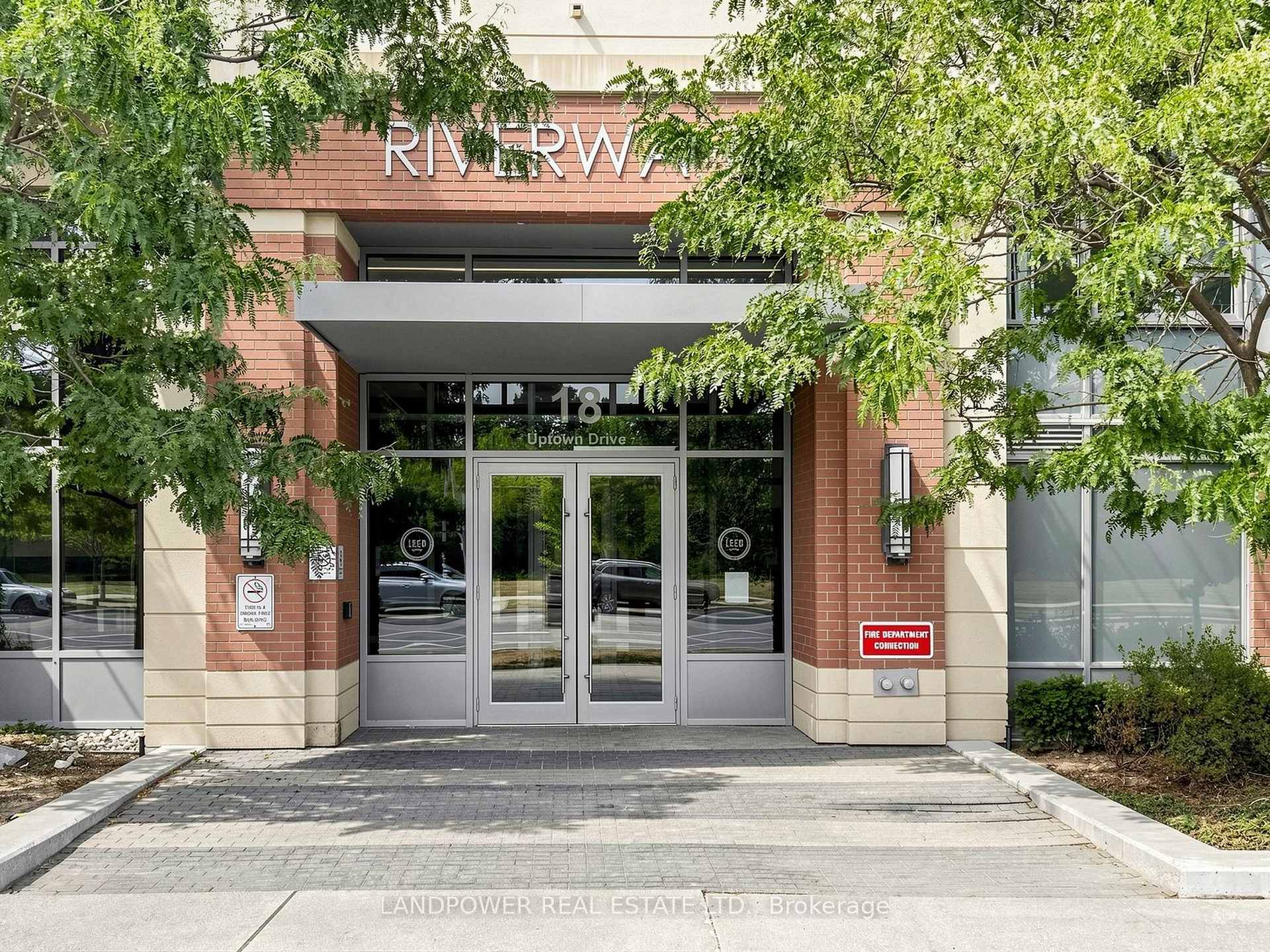 Photo 2 of Unit 120, 18 Uptown Drive, Markham, Unionville — HOMEH