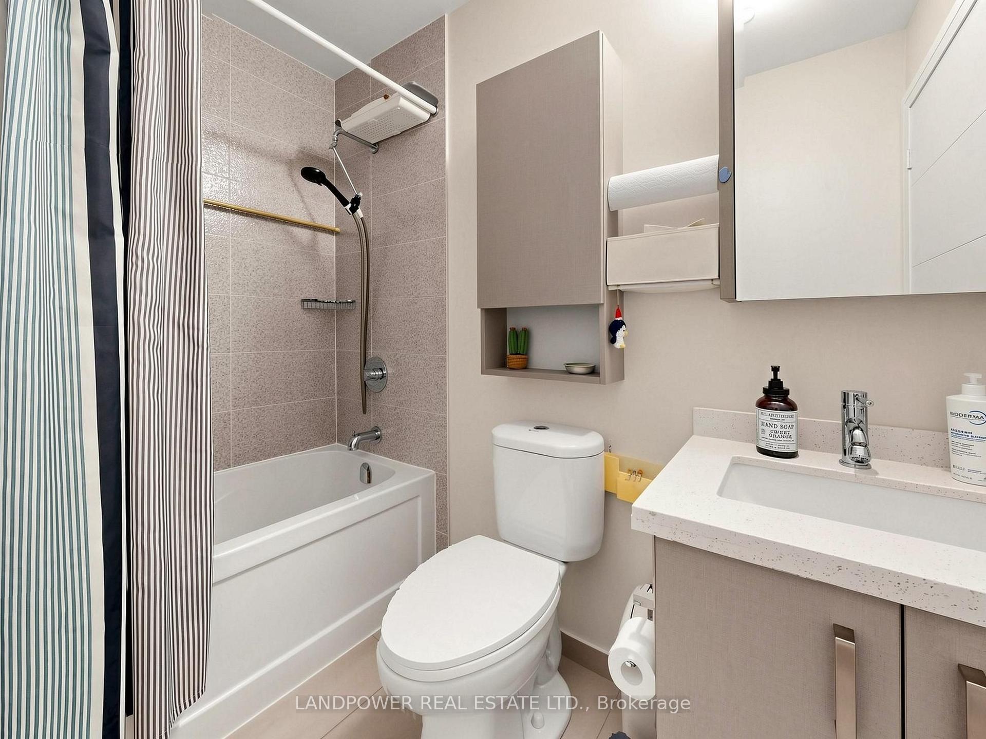 Photo 22 of Unit 120, 18 Uptown Drive, Markham, Unionville — HOMEH