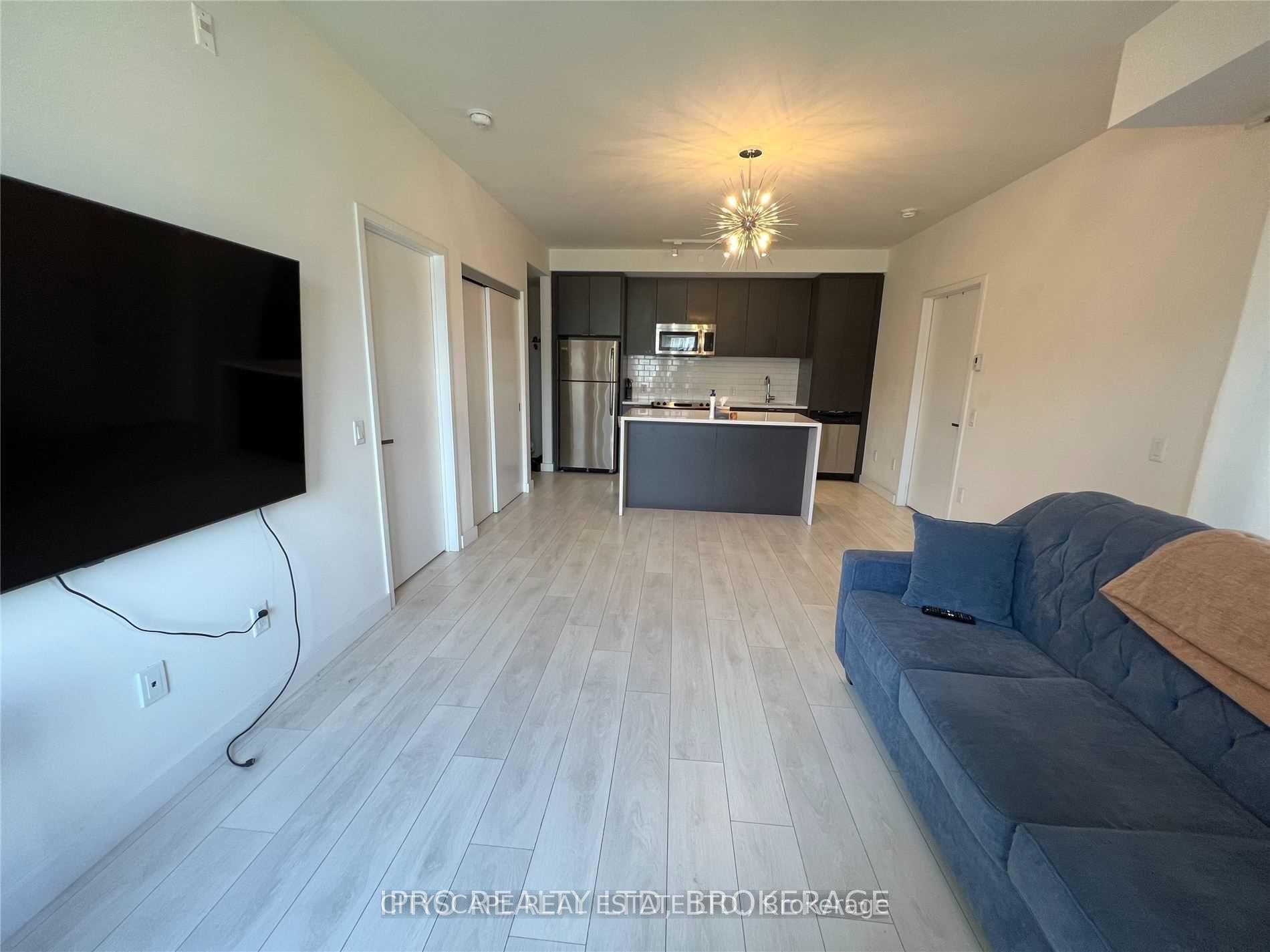 Photo 3 of Unit 204, 5005 Harvard Road, Mississauga, Churchill Meadows — HOMEH