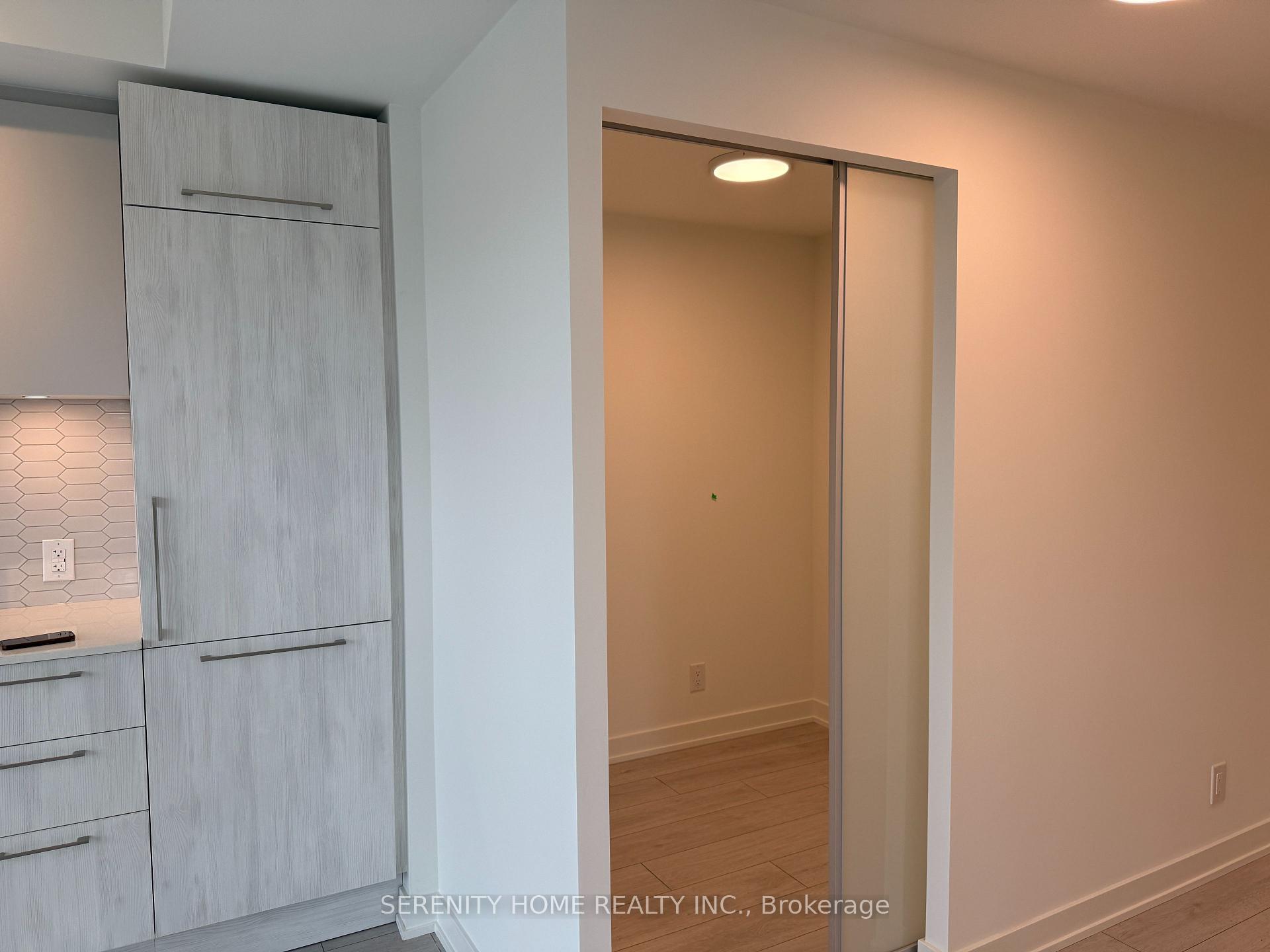 Photo 7 of Unit 610, 1381 Lakeshore Road E, Mississauga, Lakeview — HOMEH