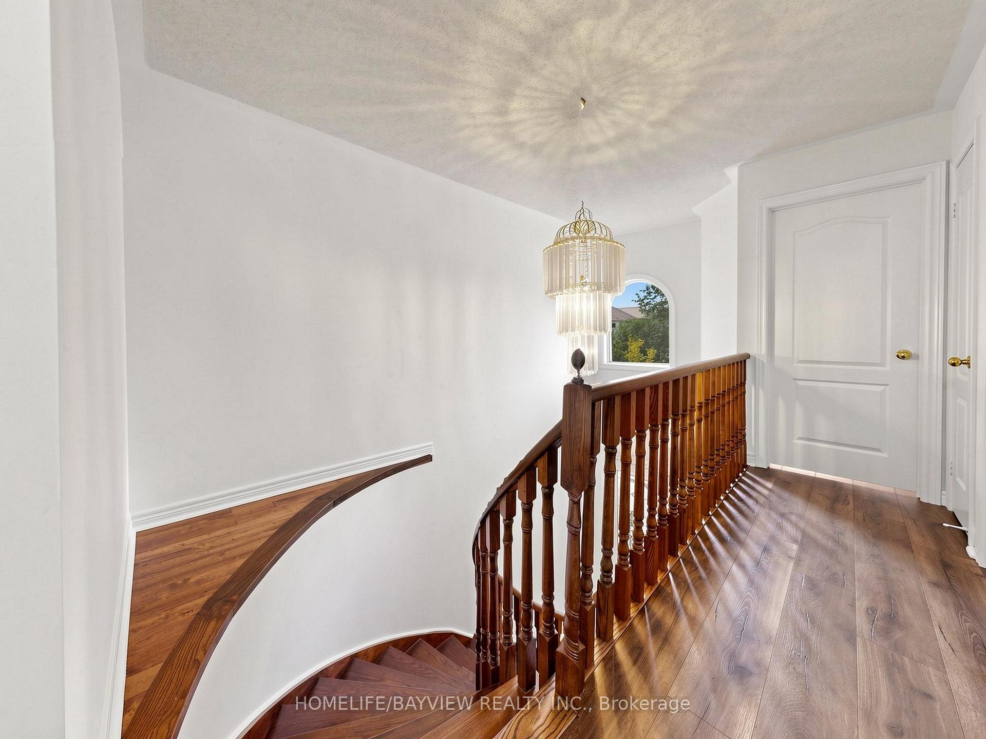 Photo 16 of 139 Rushbrook Drive, Newmarket, Summerhill Estates — HOMEH
