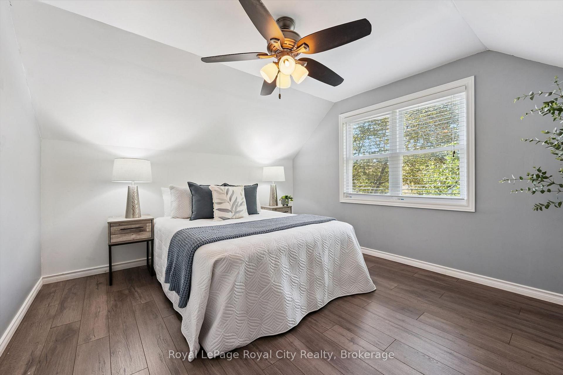 Photo 24 of 39 Ridgewood Avenue, Guelph, Junction/Onward Willow — HOMEH