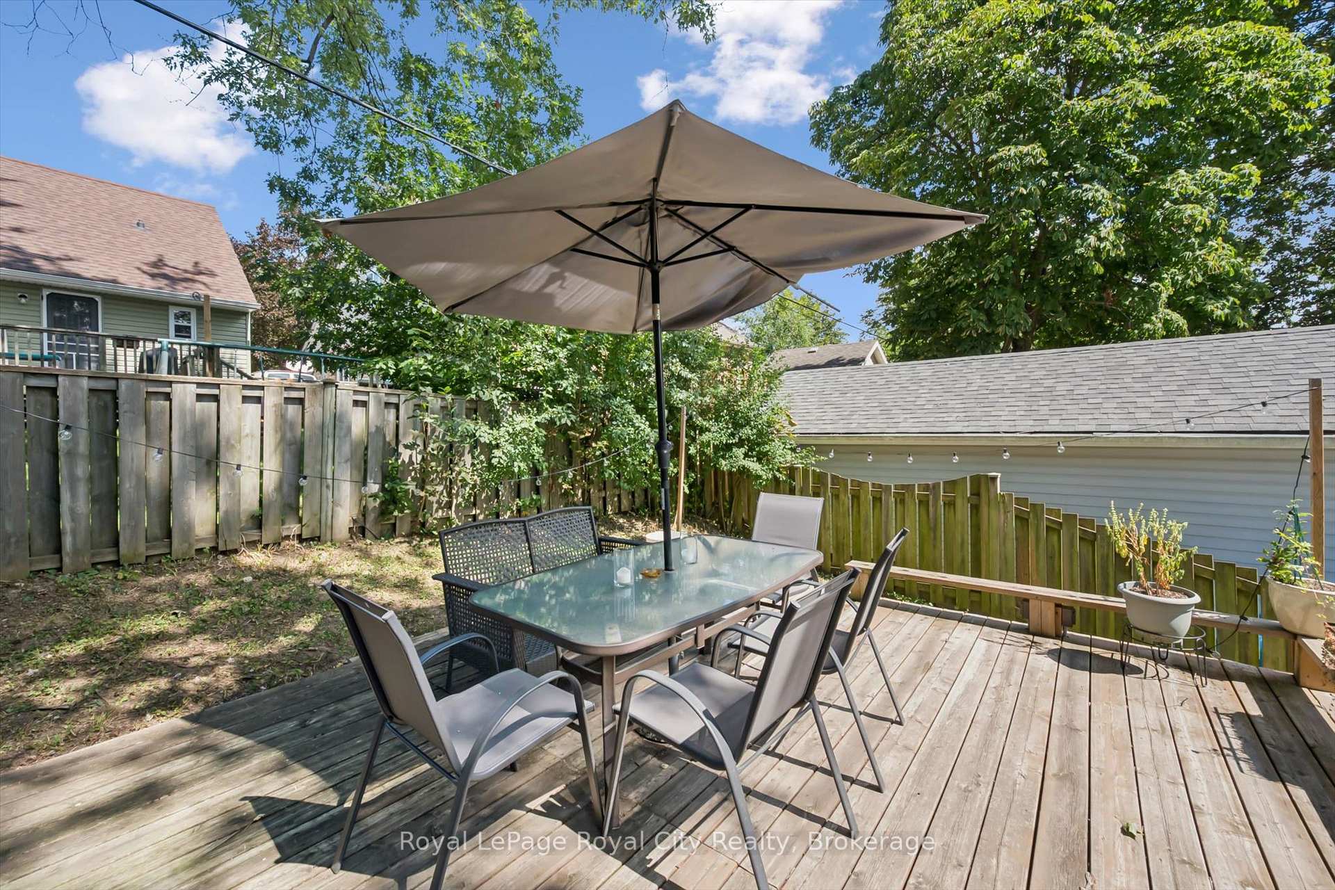 Photo 36 of 39 Ridgewood Avenue, Guelph, Junction/Onward Willow — HOMEH