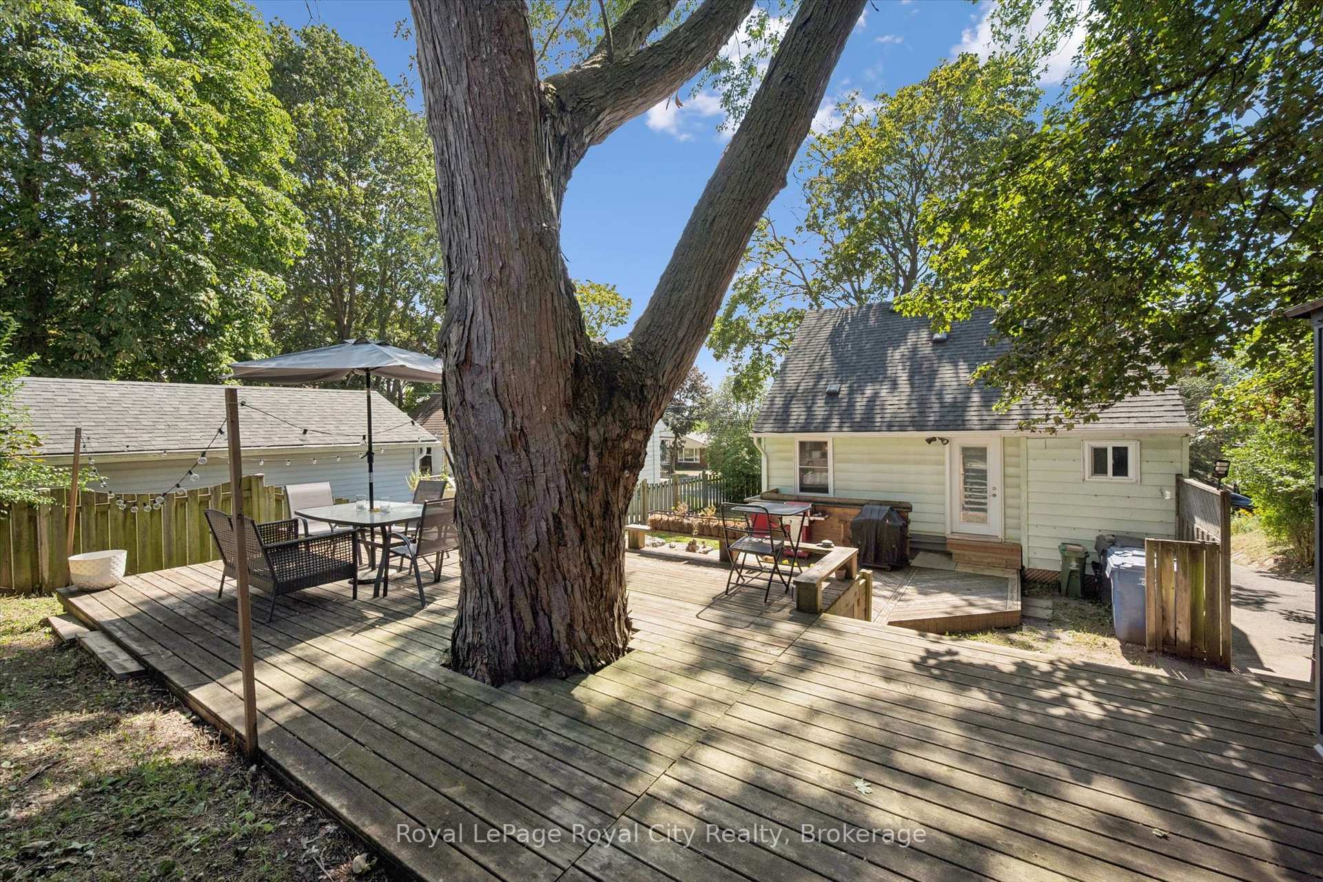 Photo 37 of 39 Ridgewood Avenue, Guelph, Junction/Onward Willow — HOMEH