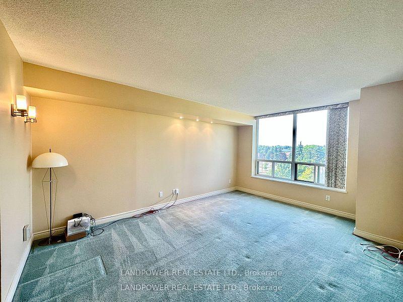 Photo 9 of Unit #716, 3181 Bayview Avenue, North York, Bayview Woods-Steeles — HOMEH