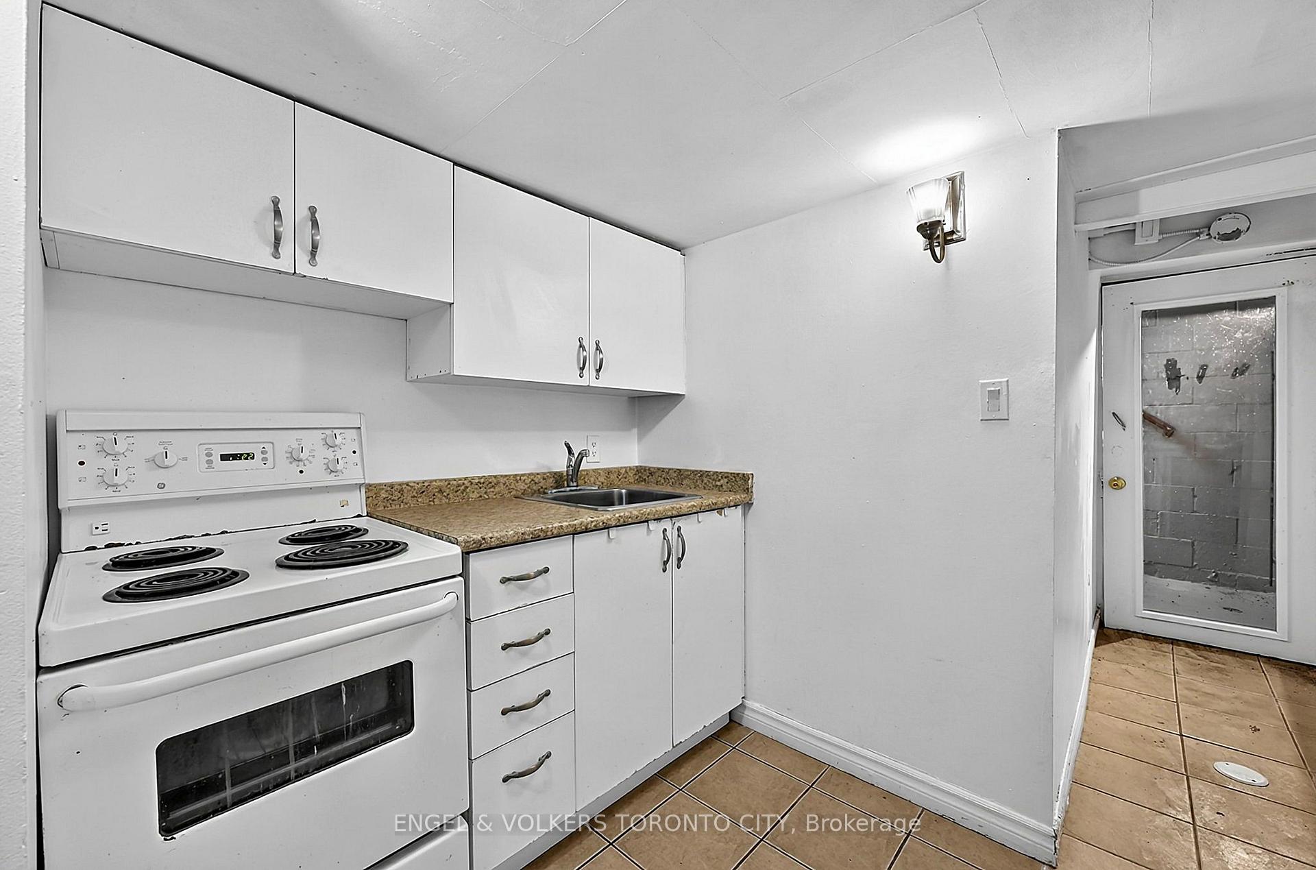 Photo 35 of 1242 College Street, Toronto, Dufferin Grove — HOMEH