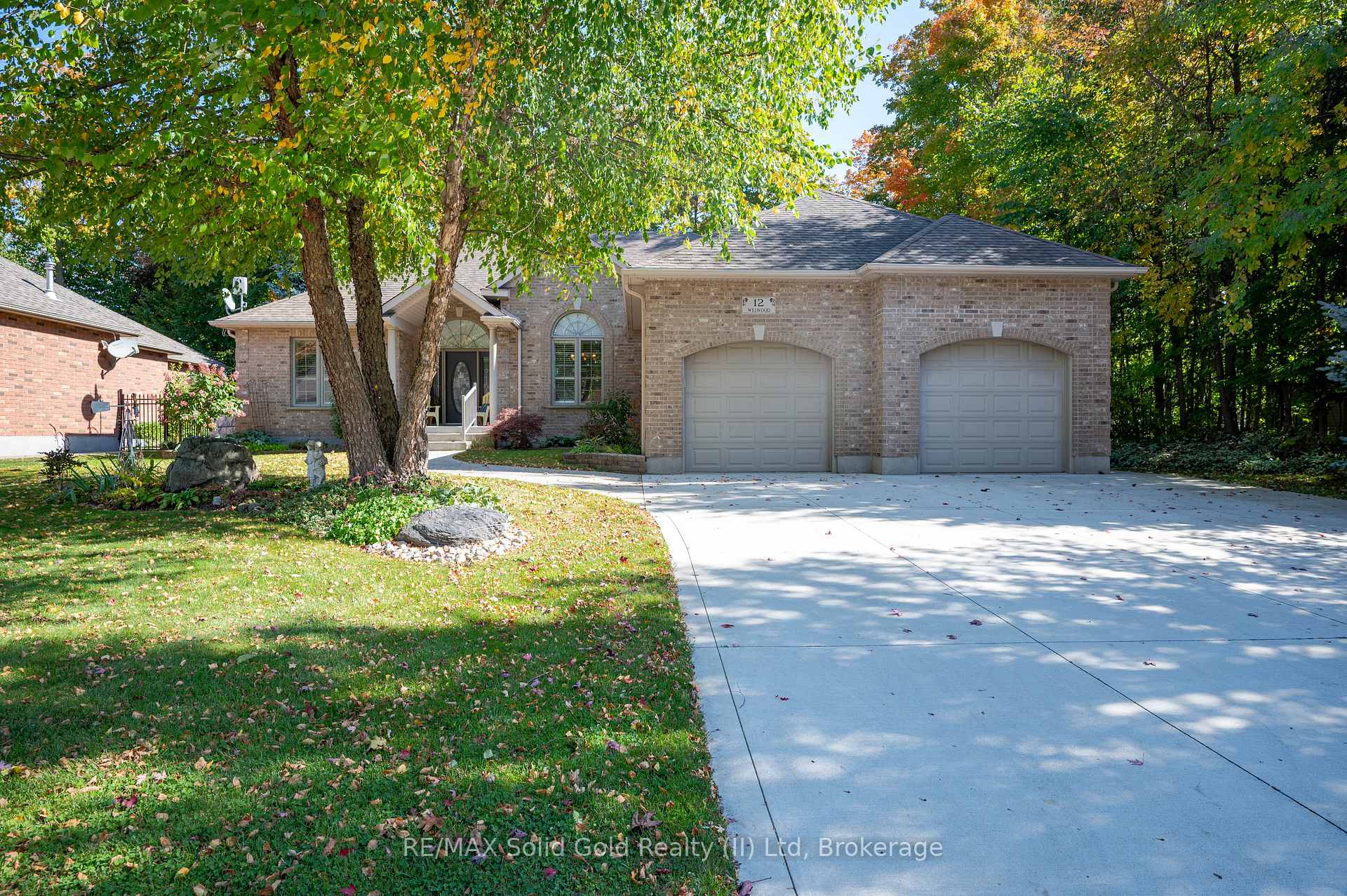 Photo of 12 Welwood Avenue