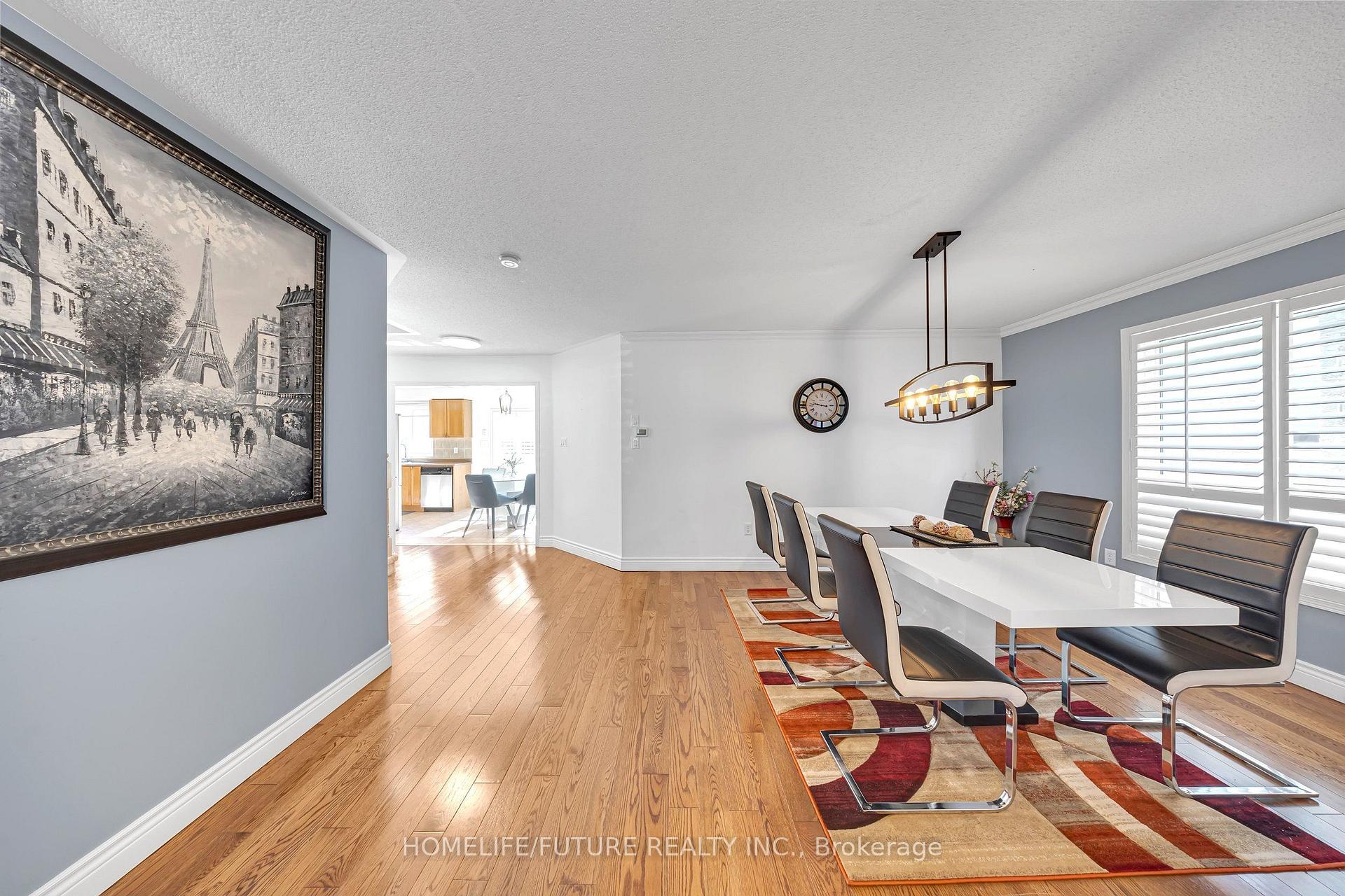 Photo 7 of 17 Grainger Crescent, Ajax, Northwest Ajax — HOMEH