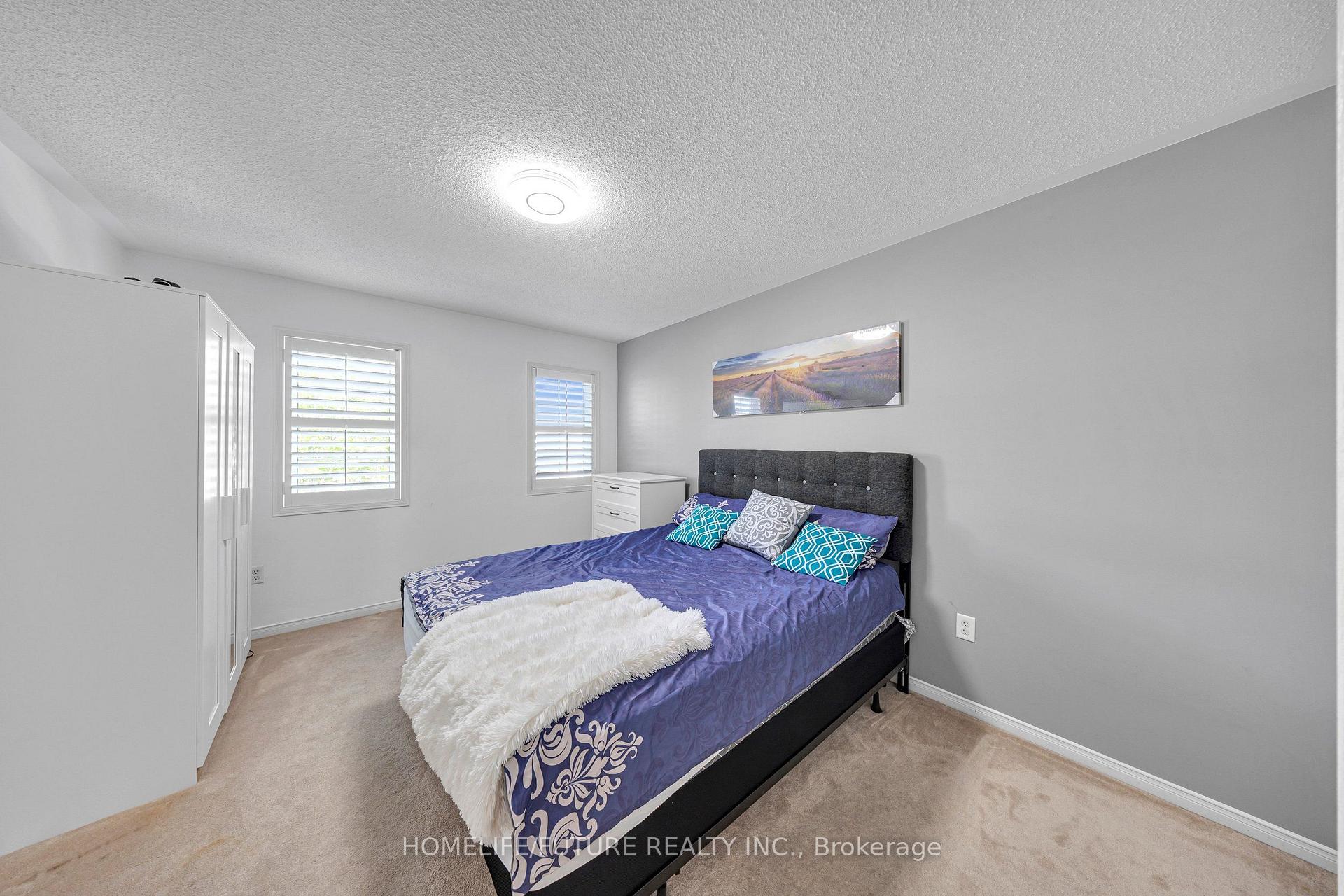 Photo 18 of 17 Grainger Crescent, Ajax, Northwest Ajax — HOMEH