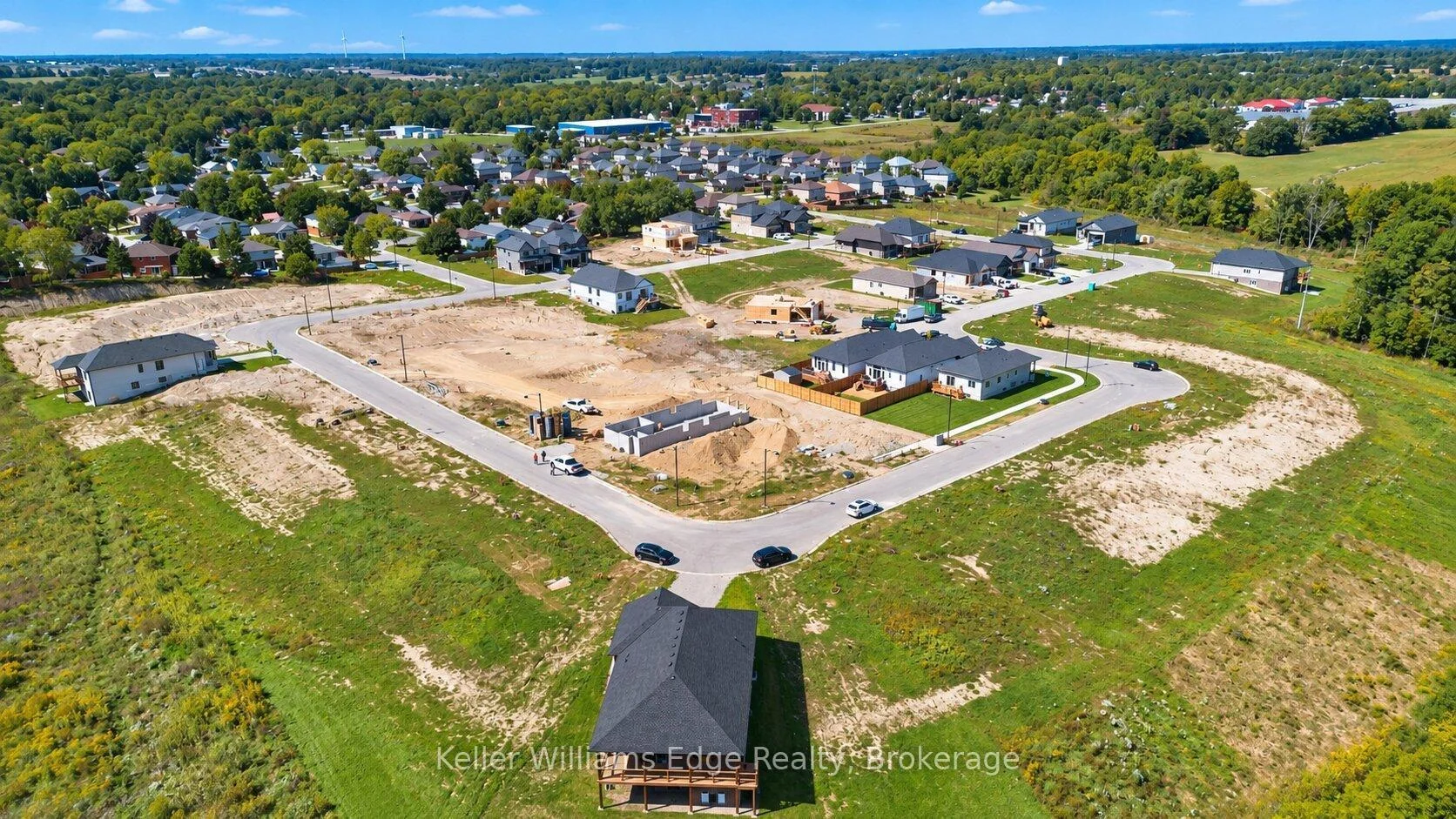 Photo 12 of 109 Pike Creek Drive, Haldimand — HOMEH
