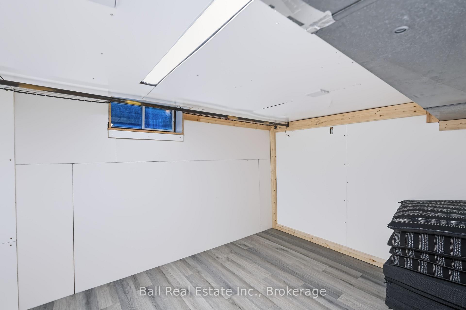 Photo 36 of 196 Perry Street, Peterborough, Town Ward 3 — HOMEH