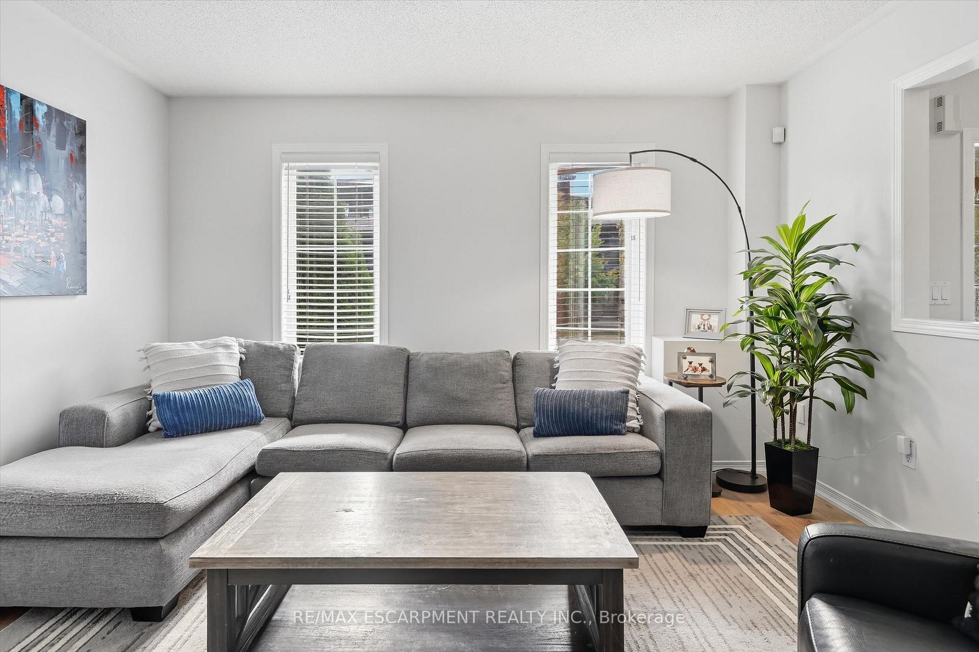 Photo 8 of 5035 Corporate Drive, Burlington, Palmer — HOMEH