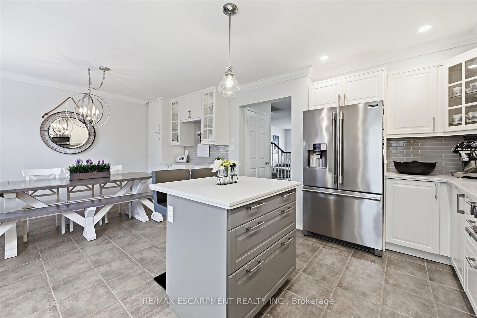 Photo 12 of 5035 Corporate Drive, Burlington, Palmer — HOMEH