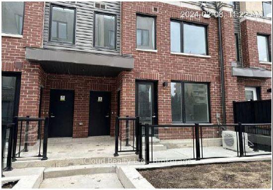 Front of Unit 4, 3415 Rideway Drive