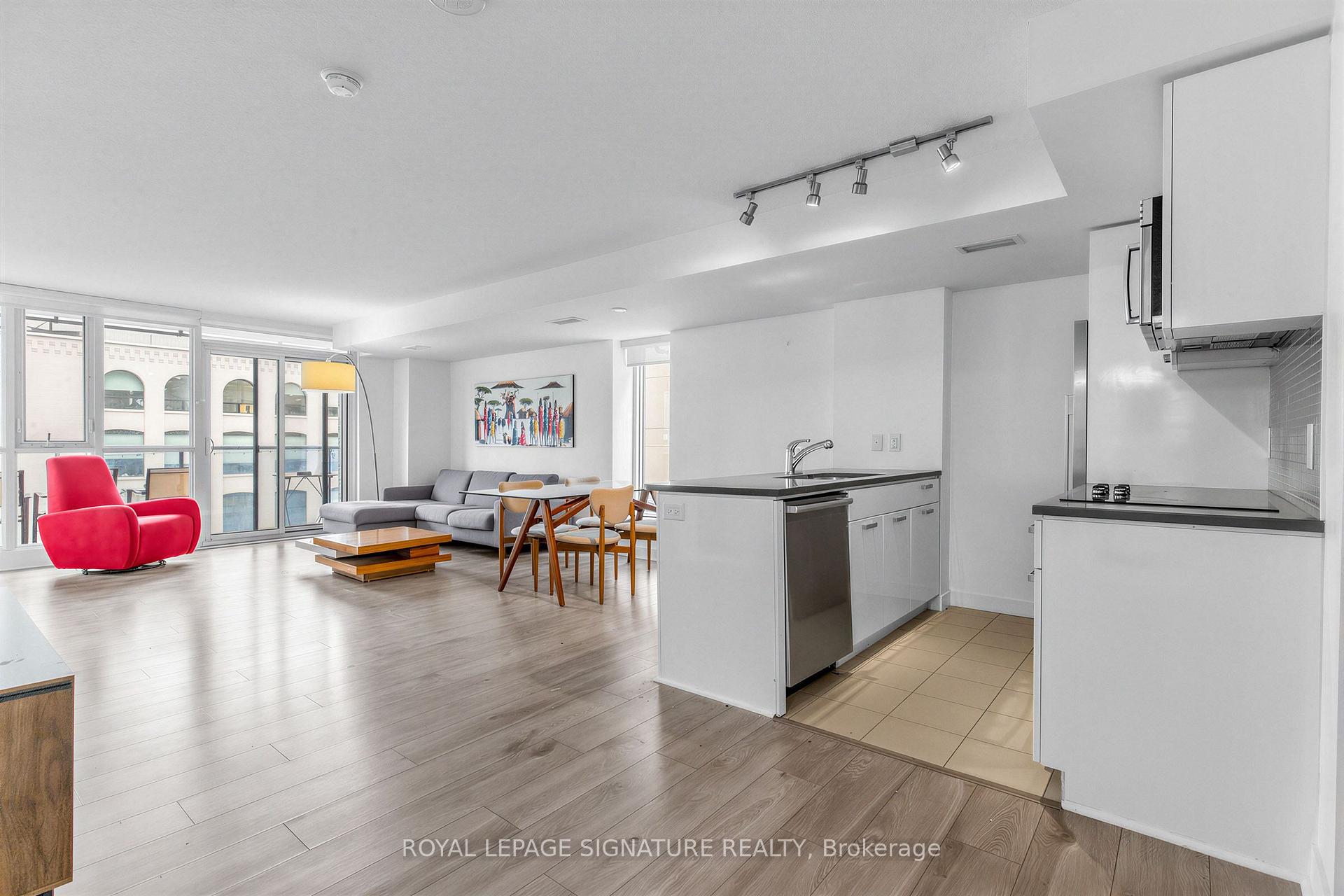 Photo 2 of Unit 414, 295 Adelaide Street W, Toronto, Waterfront Communities — HOMEH