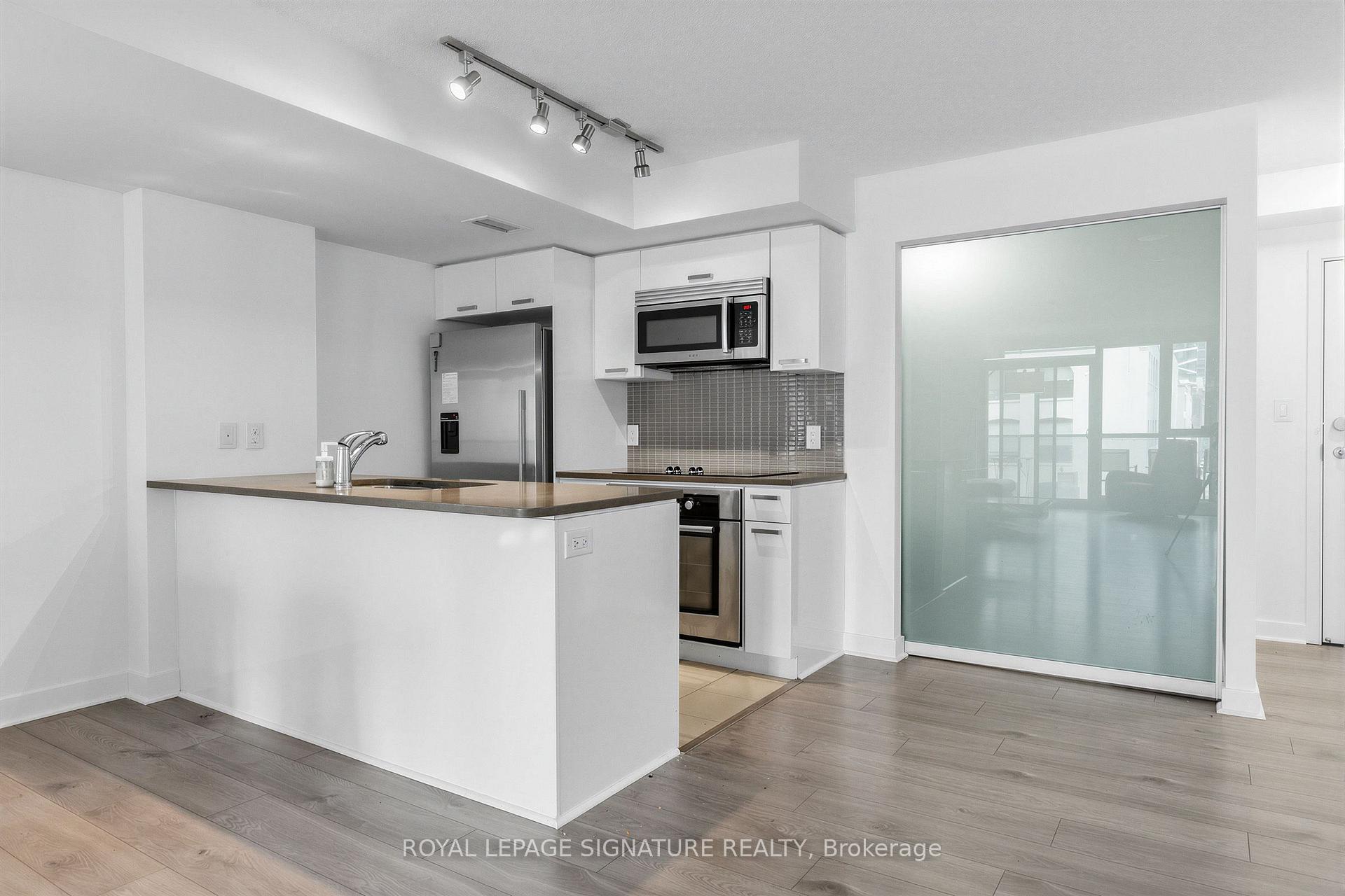 Photo 5 of Unit 414, 295 Adelaide Street W, Toronto, Waterfront Communities — HOMEH