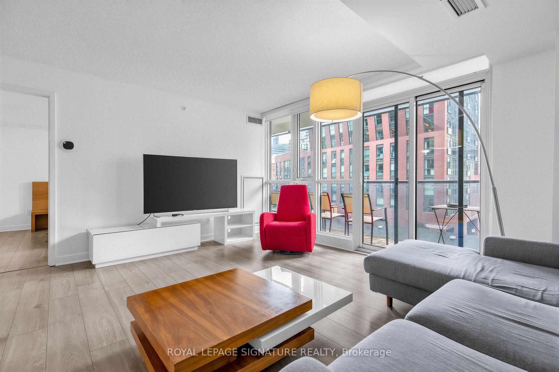 Photo 12 of Unit 414, 295 Adelaide Street W, Toronto, Waterfront Communities — HOMEH