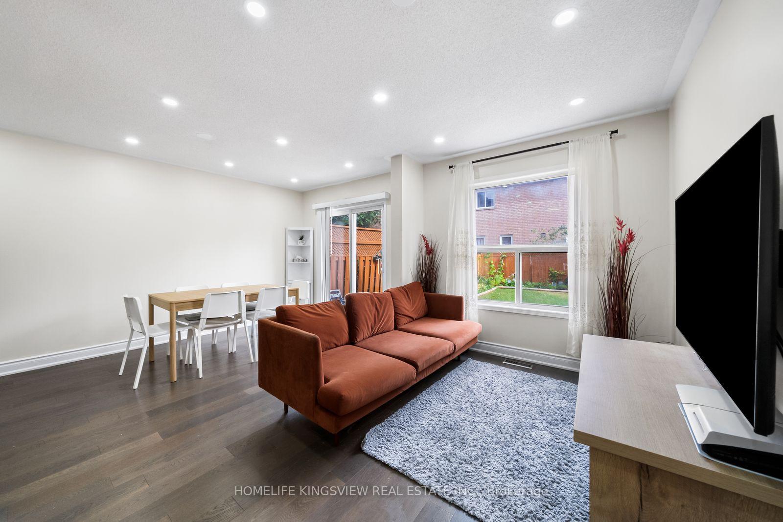 Photo 8 of 7237 Frontier Ridge, Mississauga, Meadowvale Village — HOMEH
