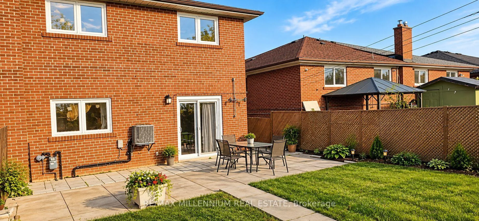 Photo 8 of 151 Ardwick Boulevard, North York, Humbermede — HOMEH