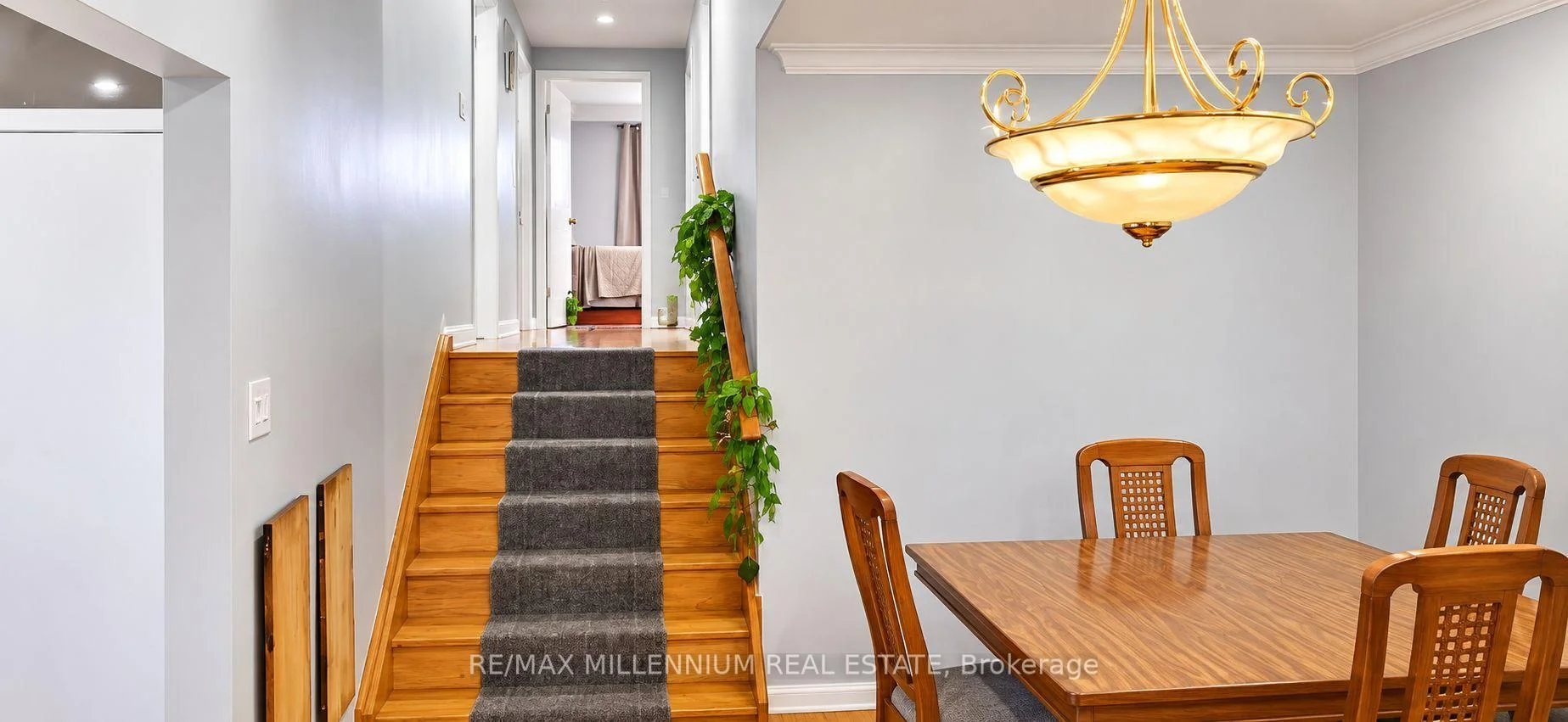 Photo 10 of 151 Ardwick Boulevard, North York, Humbermede — HOMEH