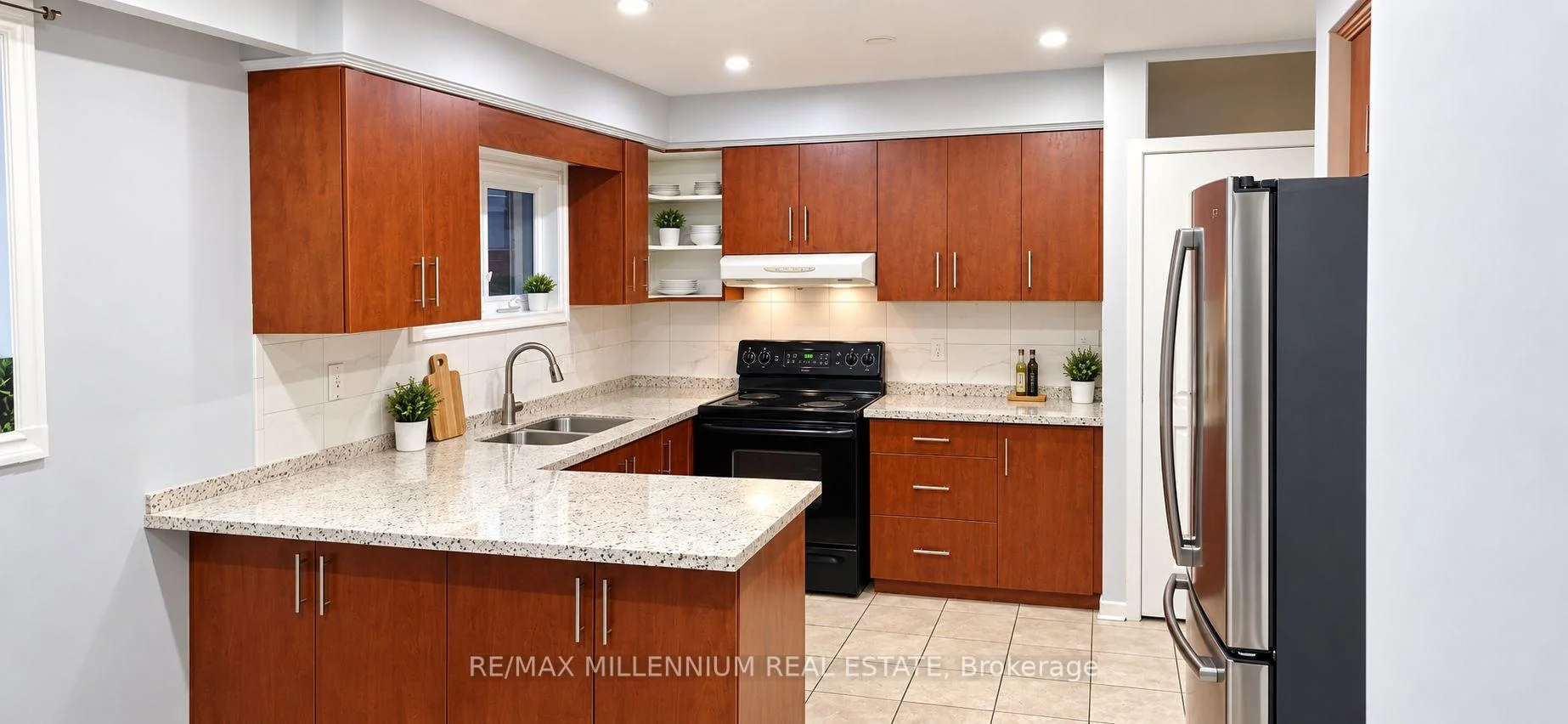 Photo 14 of 151 Ardwick Boulevard, North York, Humbermede — HOMEH