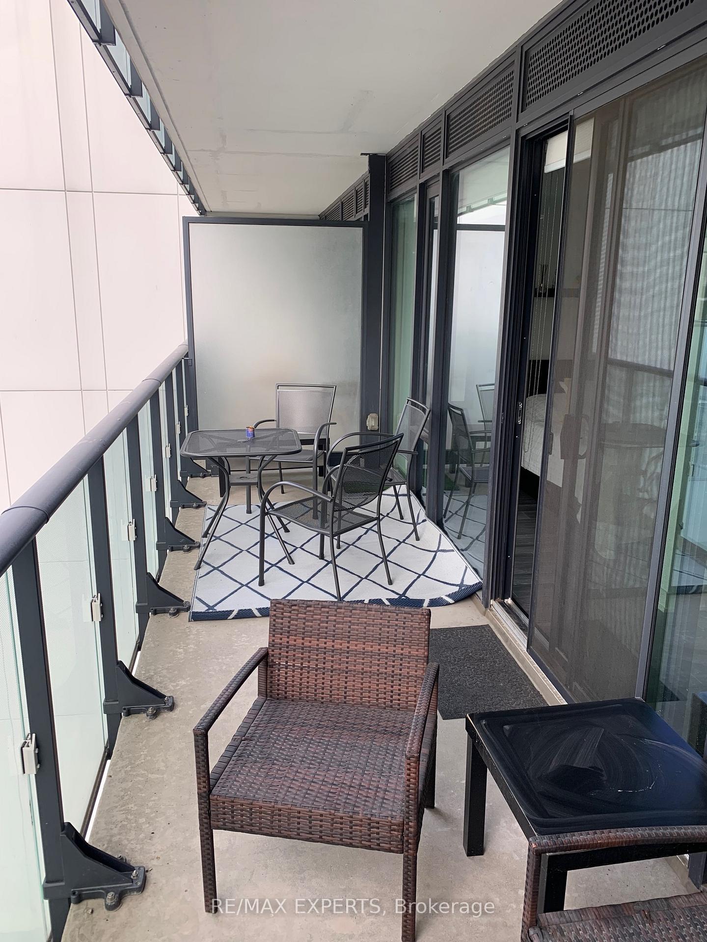 Photo 8 of Unit 501, 185 Roehampton Avenue, Toronto, Mount Pleasant West — HOMEH