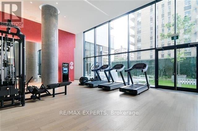 Photo 11 of Unit 501, 185 Roehampton Avenue, Toronto, Mount Pleasant West — HOMEH