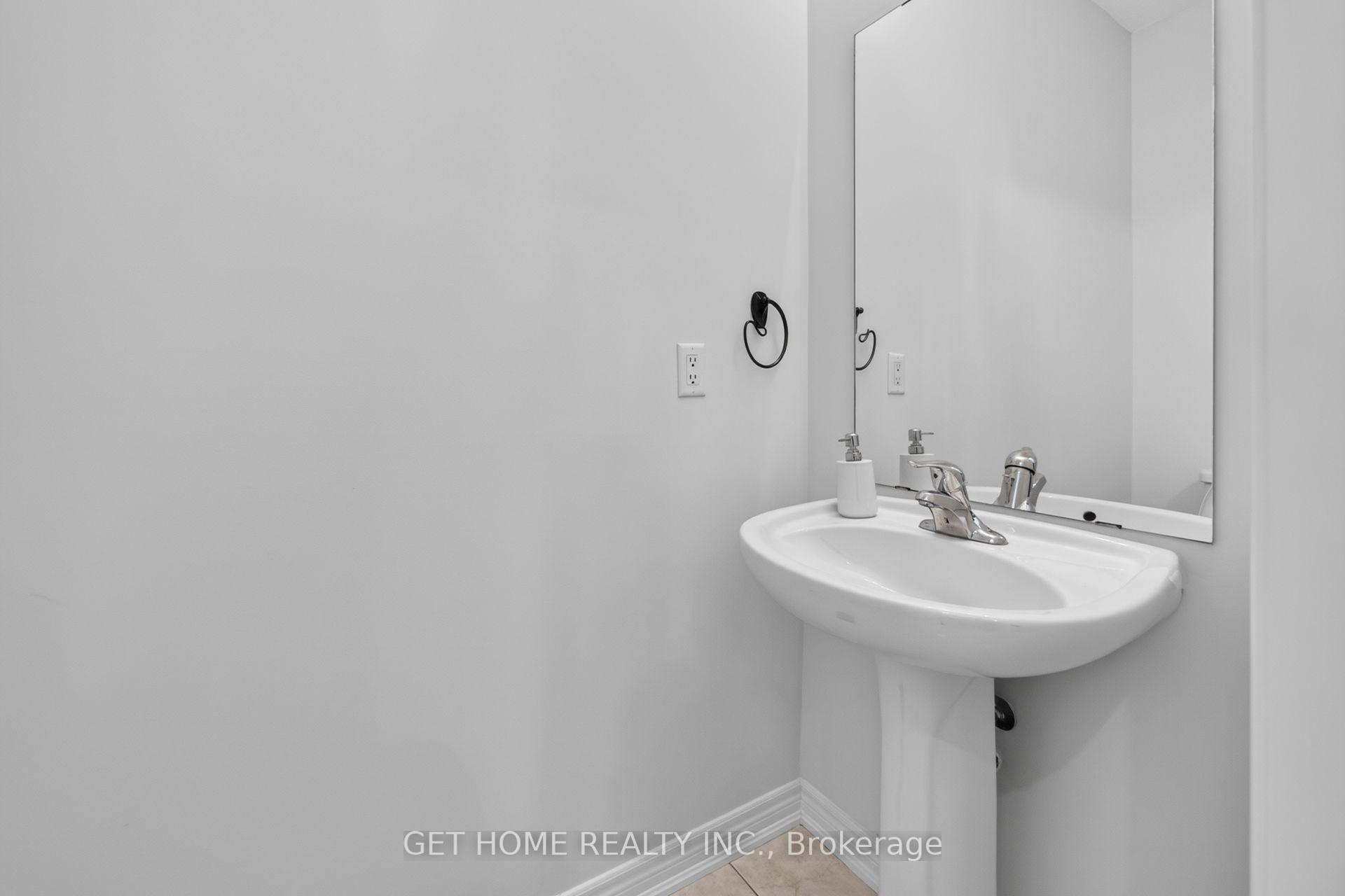 Photo 9 of 3 Callalily Road, Brampton, Northwest Sandalwood Parkway — HOMEH