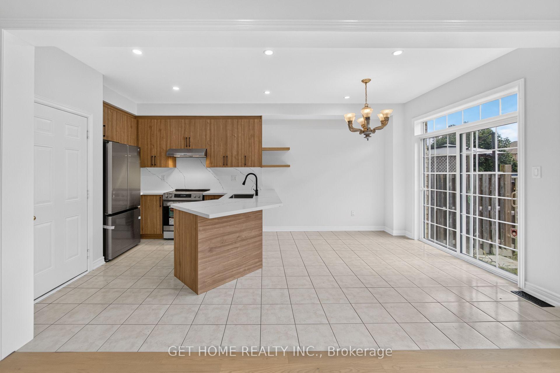 Photo 20 of 3 Callalily Road, Brampton, Northwest Sandalwood Parkway — HOMEH