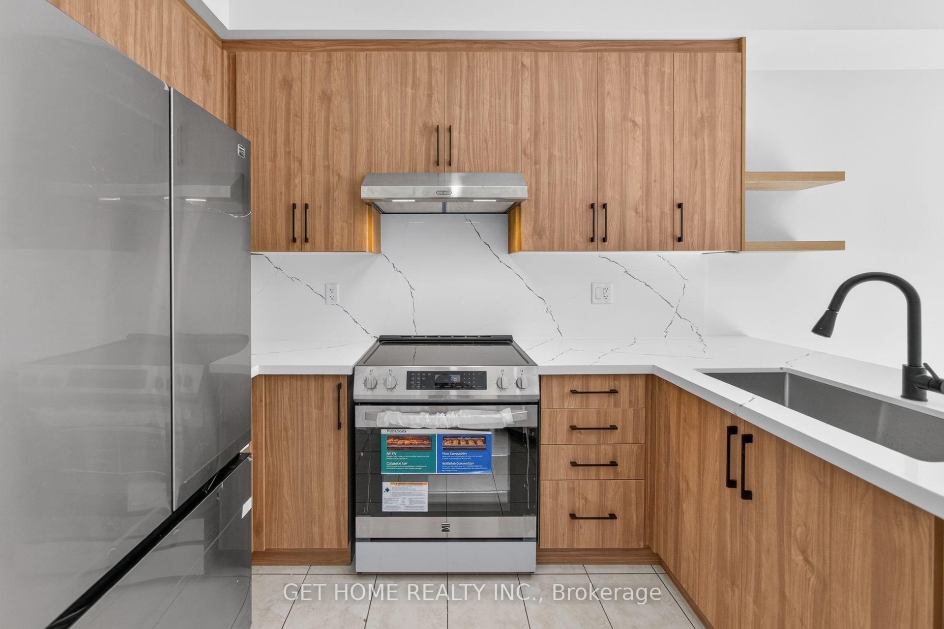Photo 23 of 3 Callalily Road, Brampton, Northwest Sandalwood Parkway — HOMEH