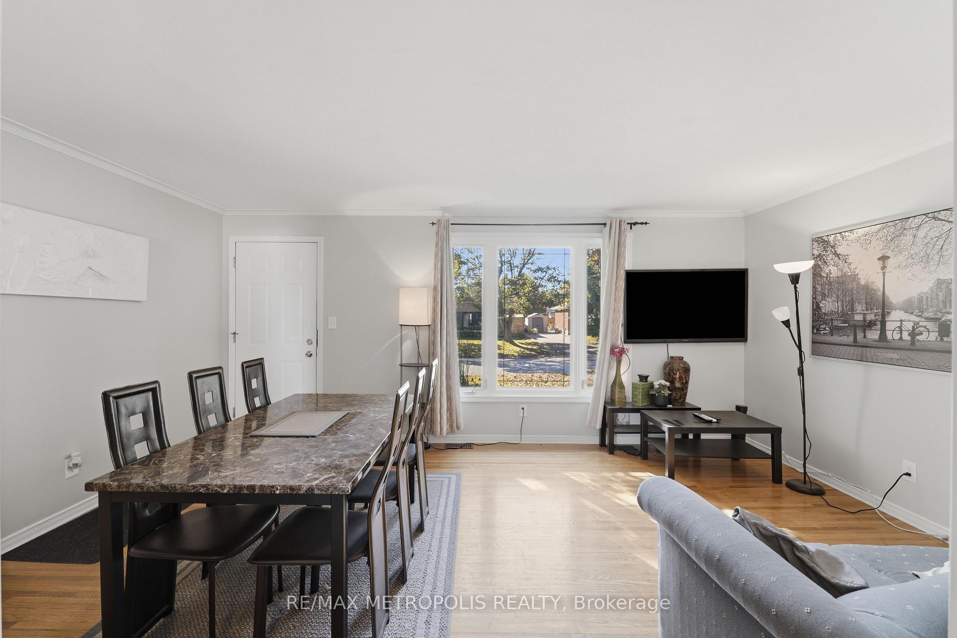 Photo 4 of Unit UPPER, 5 Mccammon Street, Brant, Paris — HOMEH