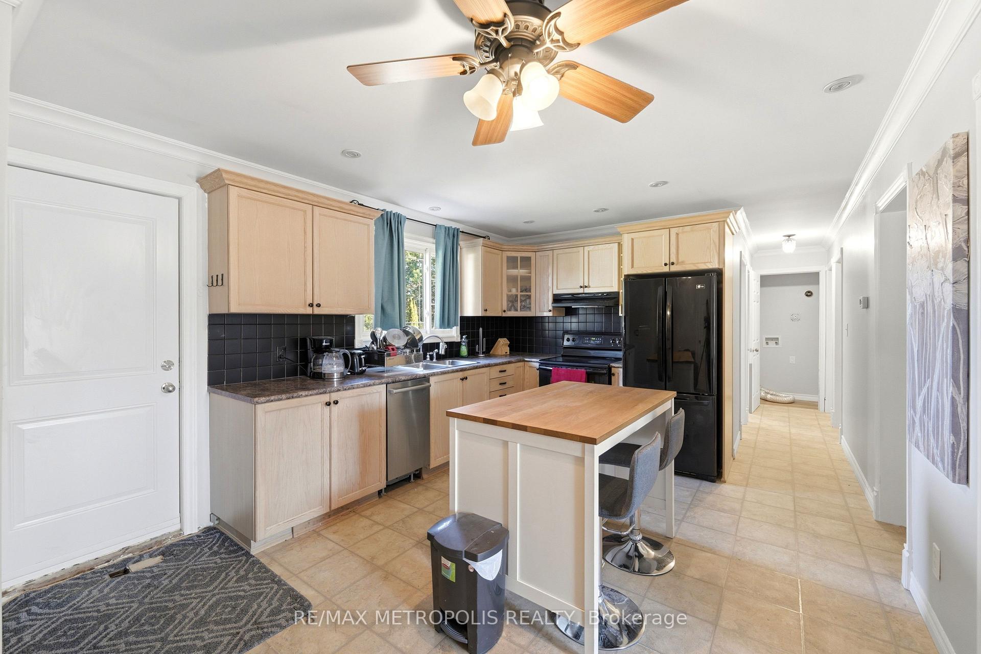 Photo 8 of Unit UPPER, 5 Mccammon Street, Brant, Paris — HOMEH