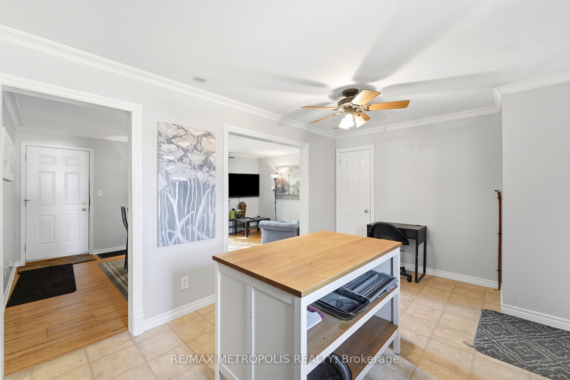 Photo 10 of Unit UPPER, 5 Mccammon Street, Brant, Paris — HOMEH