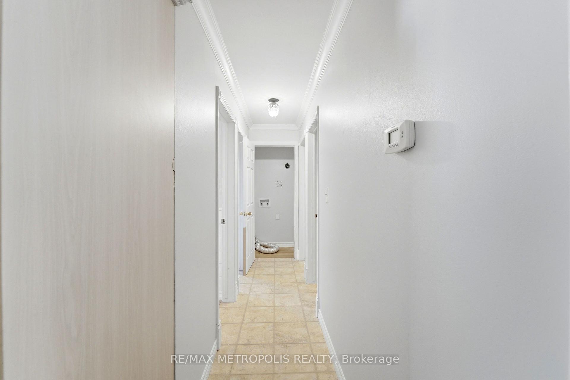 Photo 12 of Unit UPPER, 5 Mccammon Street, Brant, Paris — HOMEH