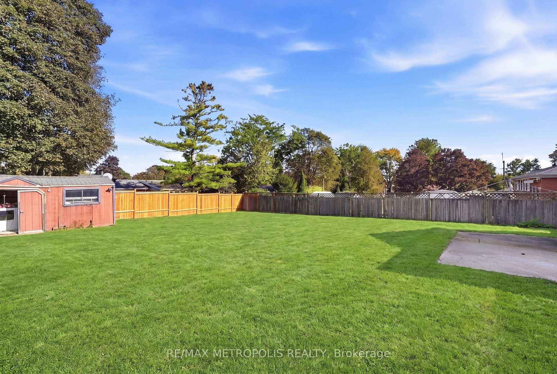 Photo 23 of Unit UPPER, 5 Mccammon Street, Brant, Paris — HOMEH