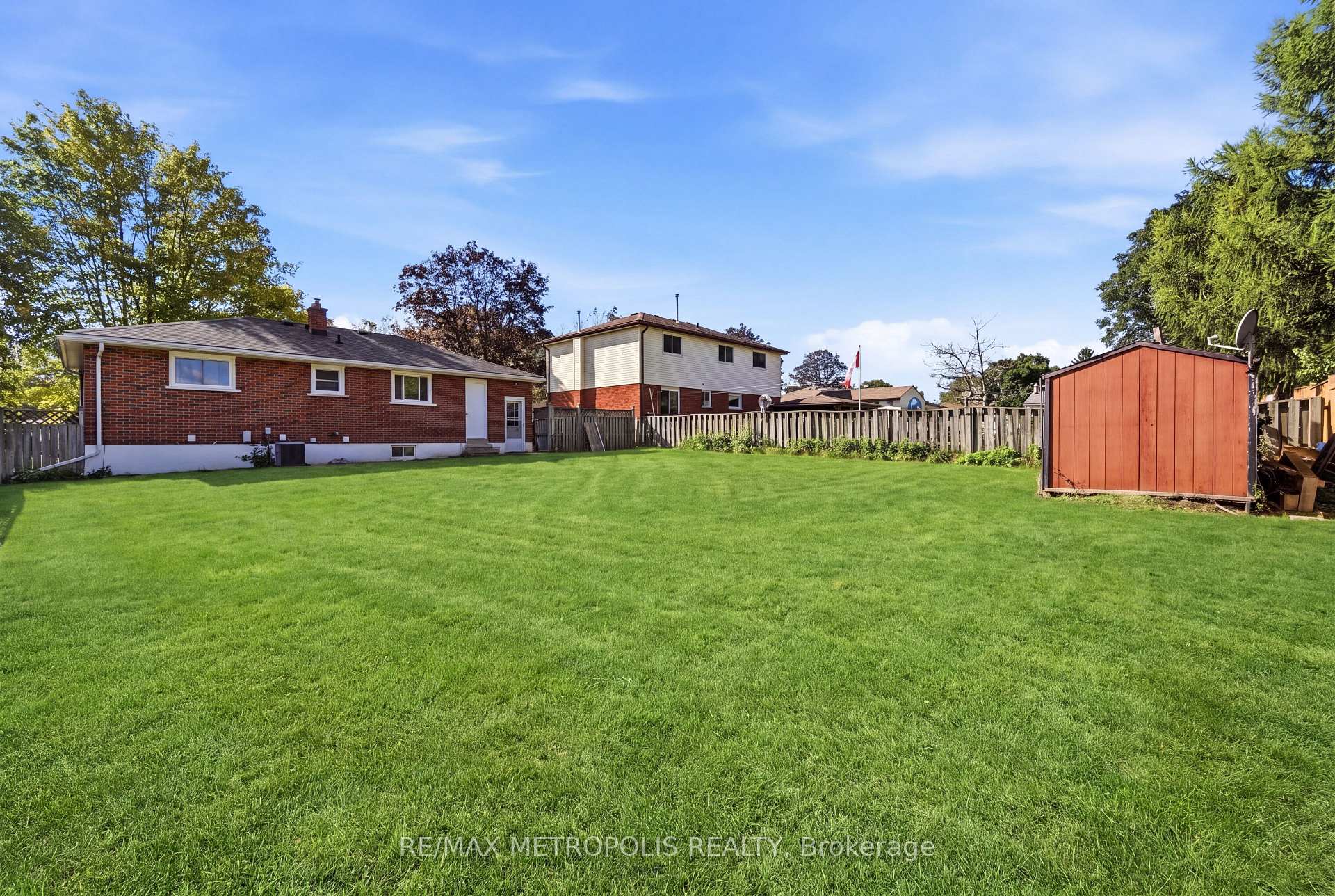 Photo 25 of Unit UPPER, 5 Mccammon Street, Brant, Paris — HOMEH