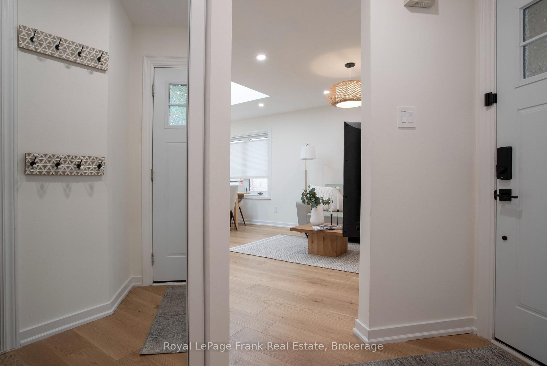 Photo 7 of 37 Angus Drive, Ajax, Central — HOMEH