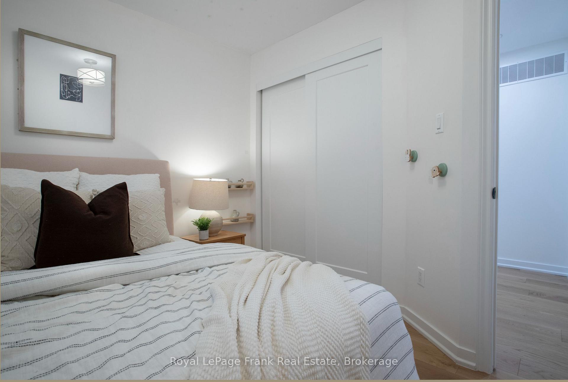 Photo 31 of 37 Angus Drive, Ajax, Central — HOMEH