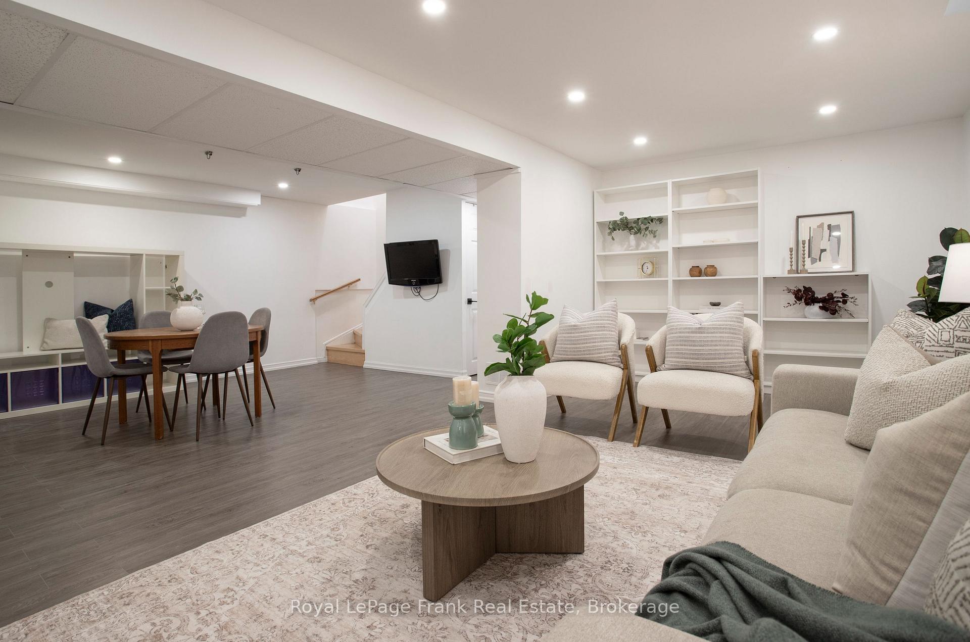 Photo 38 of 37 Angus Drive, Ajax, Central — HOMEH